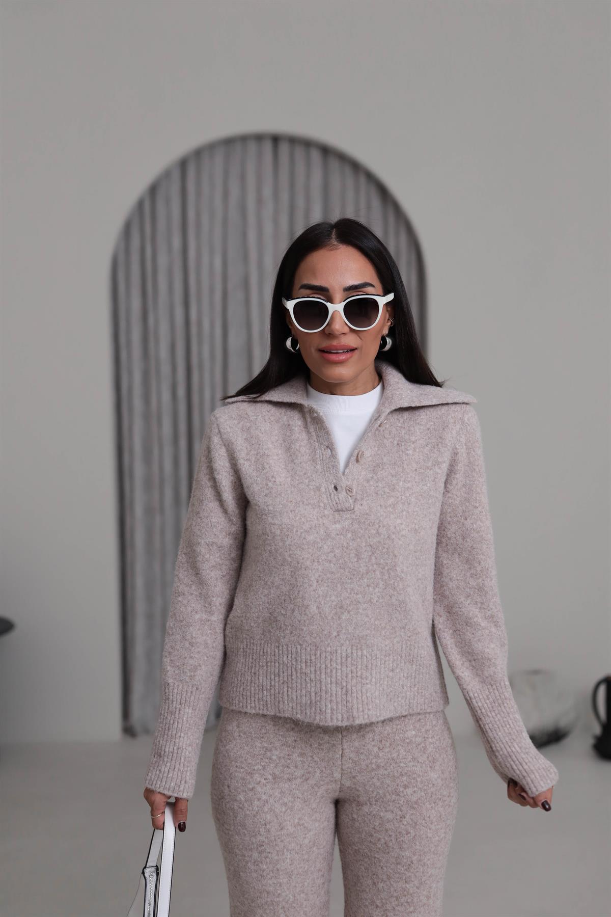 5069 Gömlek Yaka Yarım Düğmeli Kazak VİZON