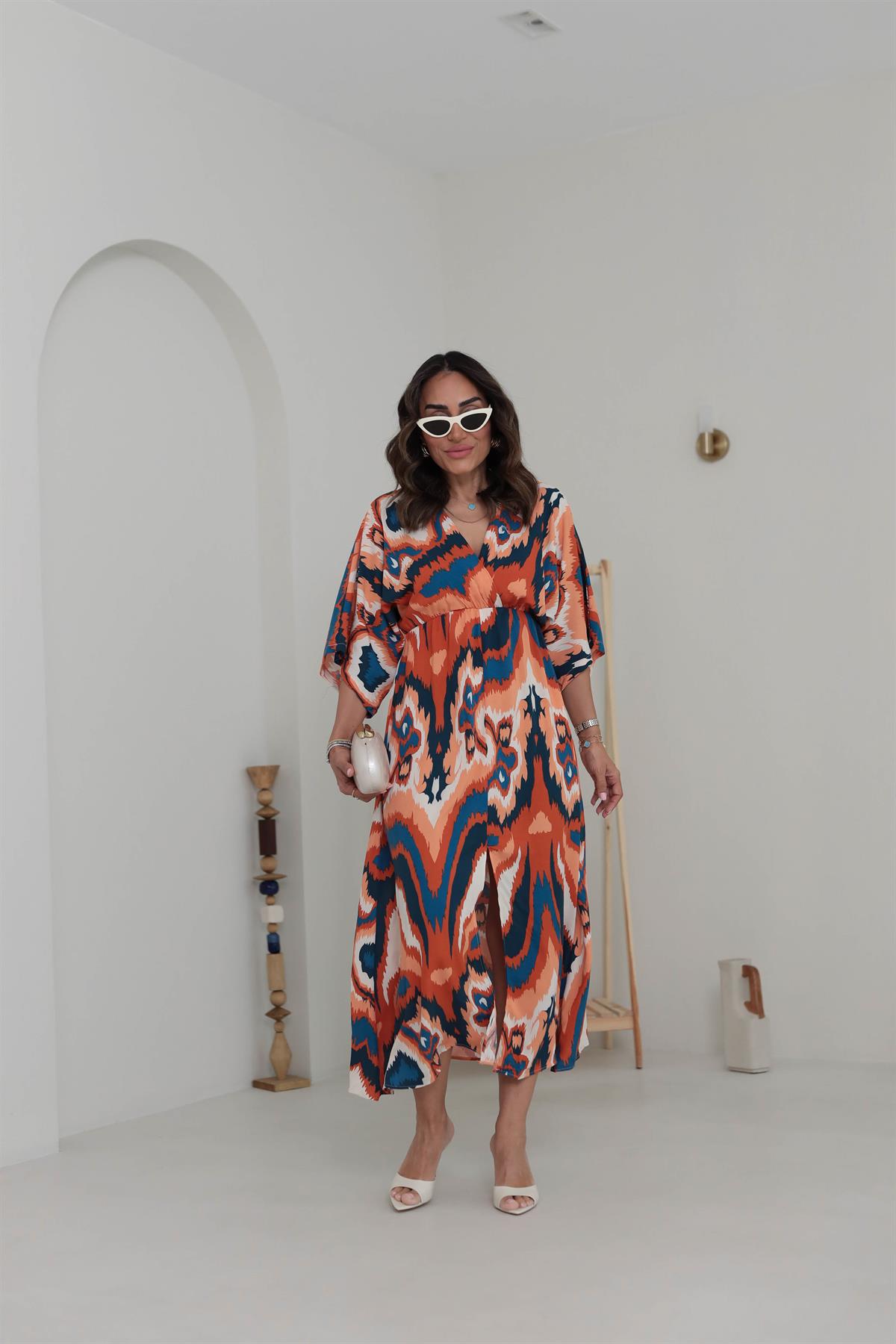 3154Y Kruvaze Yaka Beli Lastikli Desenli Midi Elbise LACİ-ORANJ