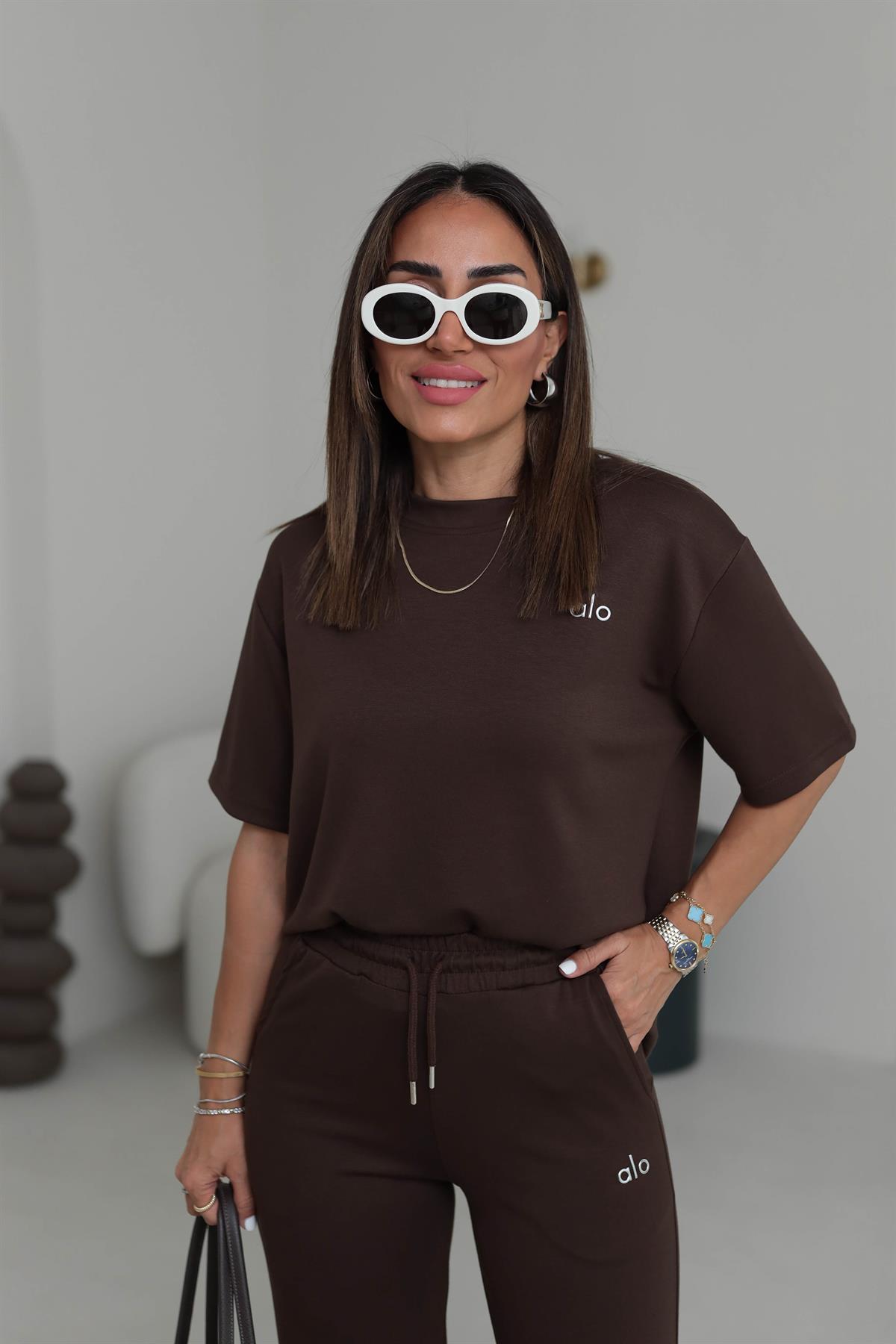 8511 Gümüş Yazı Baskılı Modal Kumaş Takım ACI KAHVE