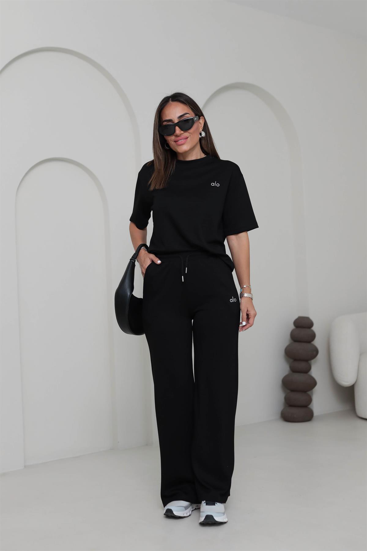 8511 Gümüş Yazı Baskılı Modal Kumaş Takım SİYAH