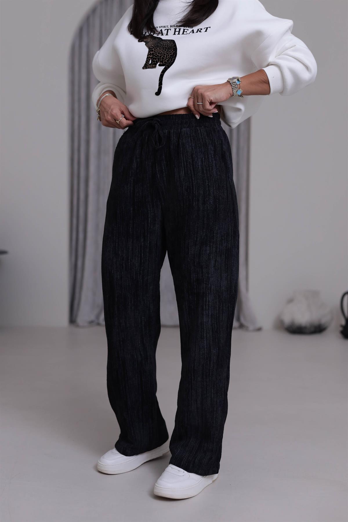 1183 Eskitme Efektli Bel Lastikli Kadife Pantolon SİYAH