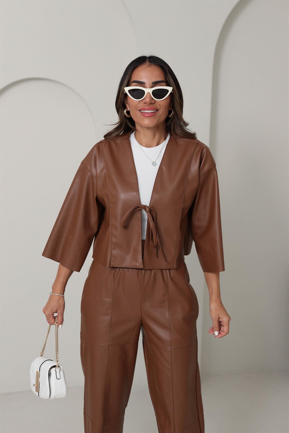 1413 Deri Pantolon ve Ceketli Takım TABA