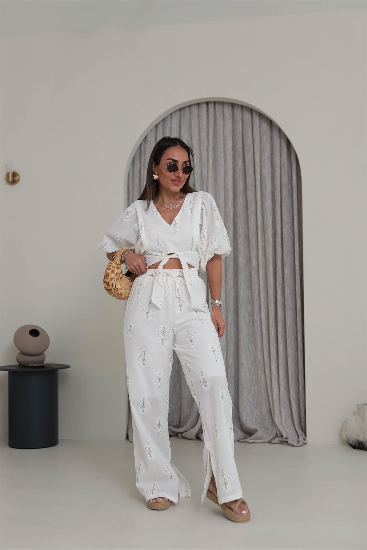 0040 Desenli Puf Keten İşlemeli Takım HAKİ YEŞİL