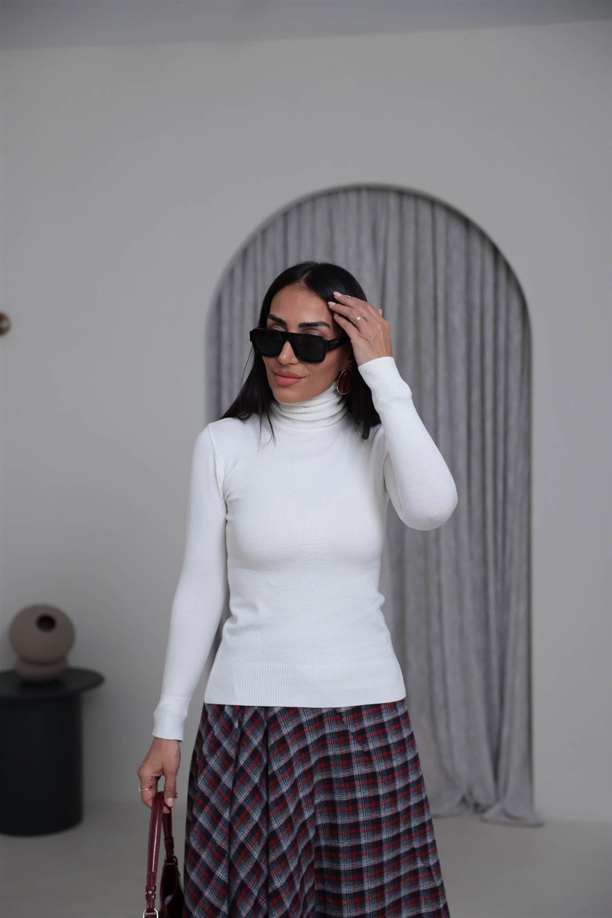 013 Balıkçı Yaka Triko Kazak EKRU