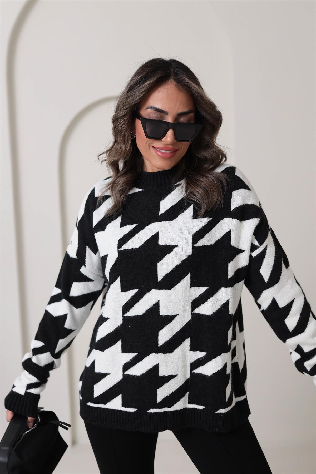 1003 Kazaayağı Desen Yumuşak Doku Triko SİYAHBEYAZ