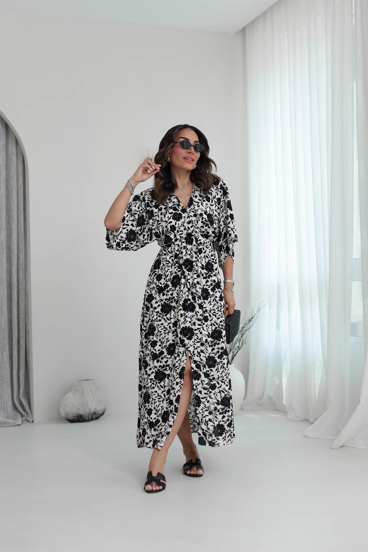 3154Y Kruvaze Yaka Beli Lastikli Desenli Midi Elbise SİYAH-EKRU