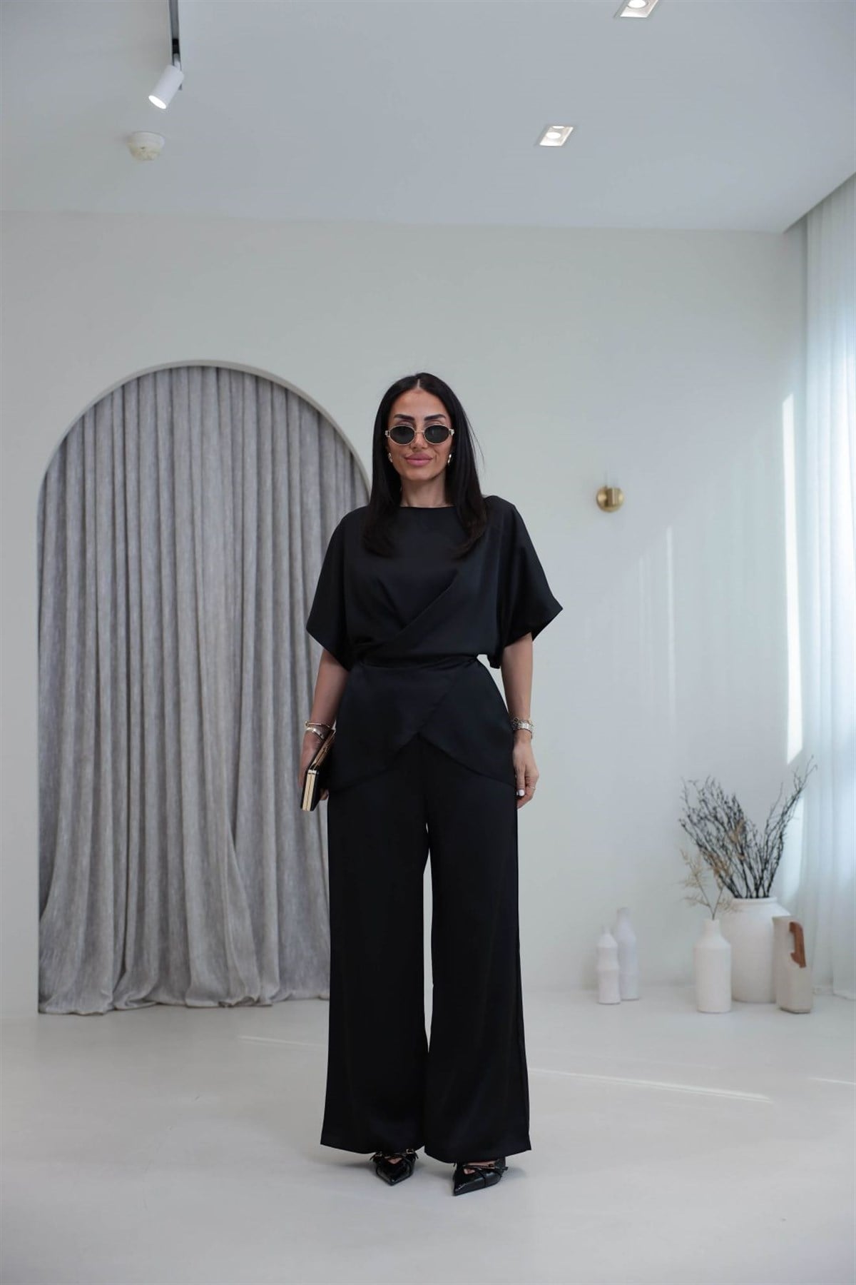 Tasarım Bağlama Detay Tok Saten Takım SİYAH