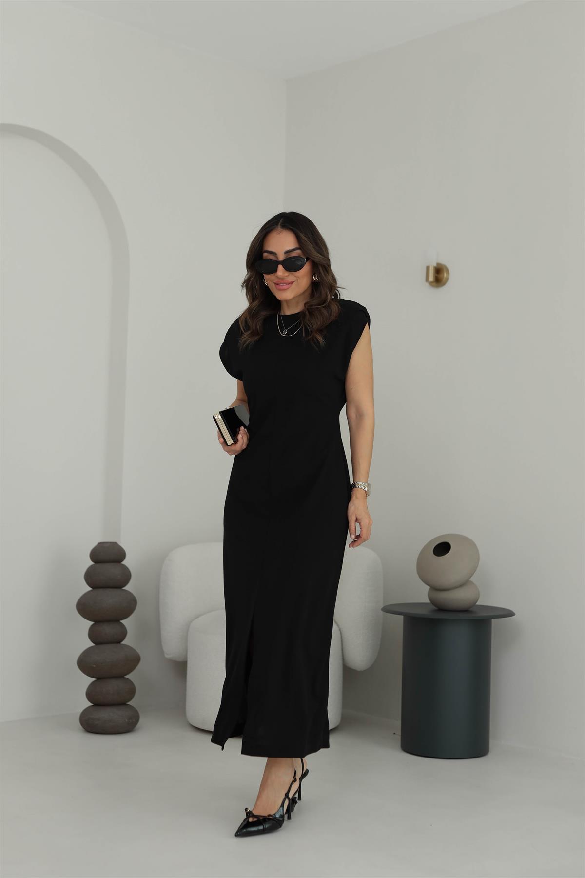 2043 Omuzları Vatkalı Ön Yırtmaç Detaylı Elbise SİYAH