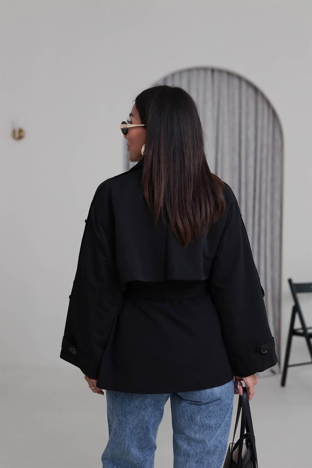 2019 Apoletli Kuşaklı Kısa Trençkot SİYAH