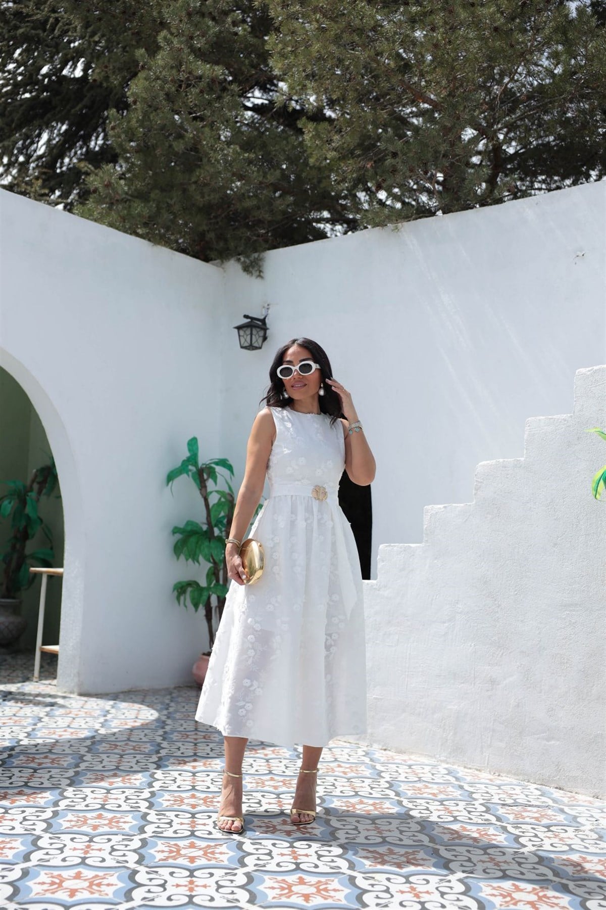 9596 İşleme Detaylı Kemerli Elbise BEYAZ