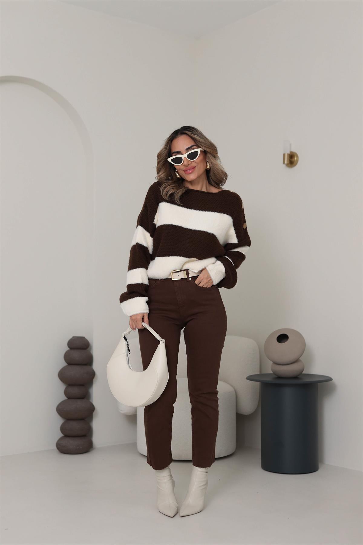 7589 Ters Örgülü Gold Düğme Detaylı Triko KAHVE