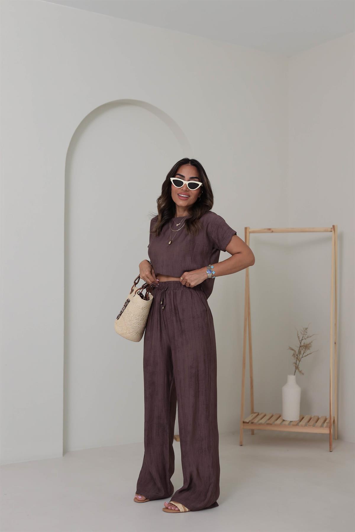 0450 Düşük Omuz Bluz Ve Geniş Paça Pantolon Takım KAHVE