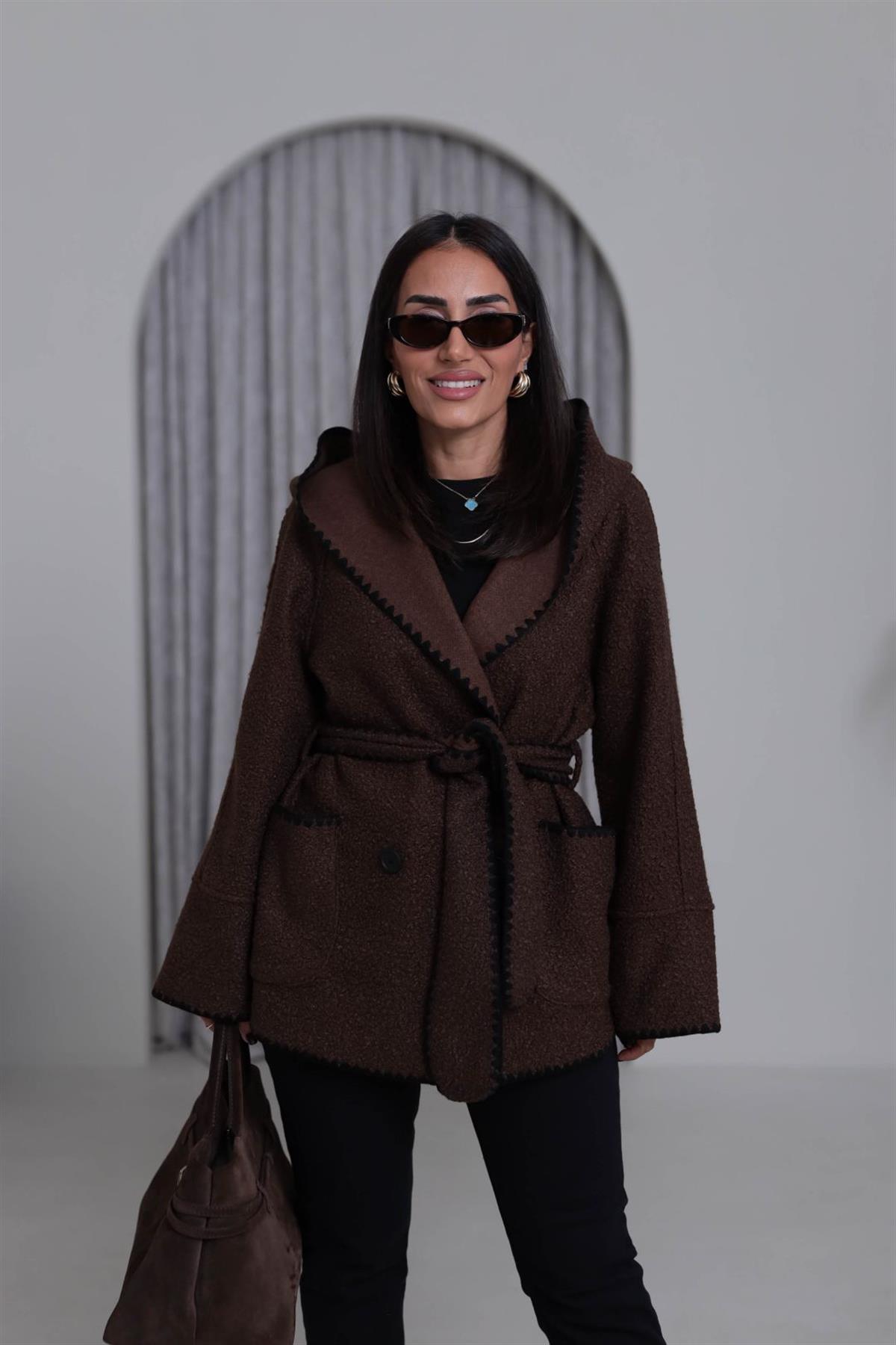 9152 Kontrast Dikiş Detaylı Kapşonlu Kaban KAHVE