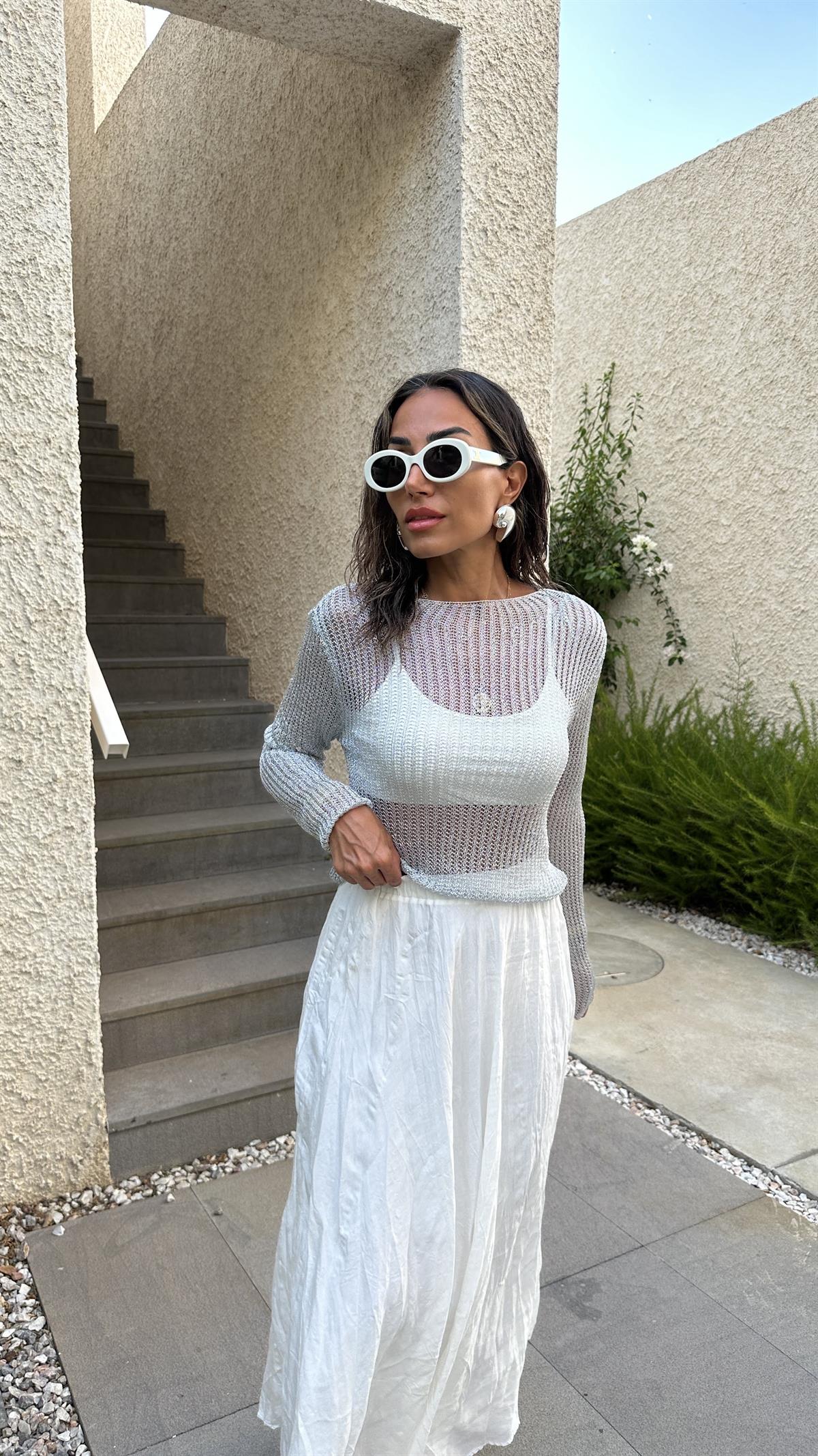 0606 Parlak Ajurlu Triko