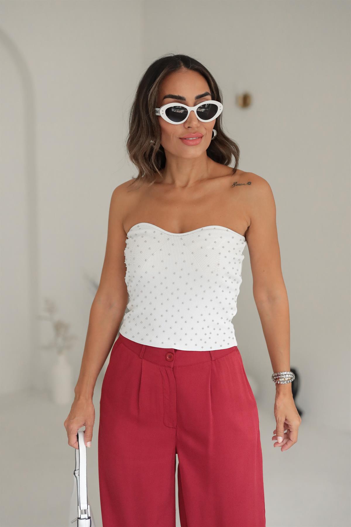 1002 Önü Boncuk İşlemeli Straplez Bluz