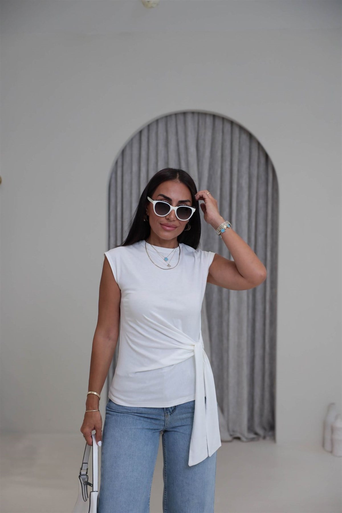 2724 Bağlama Detaylı Tshirt EKRU