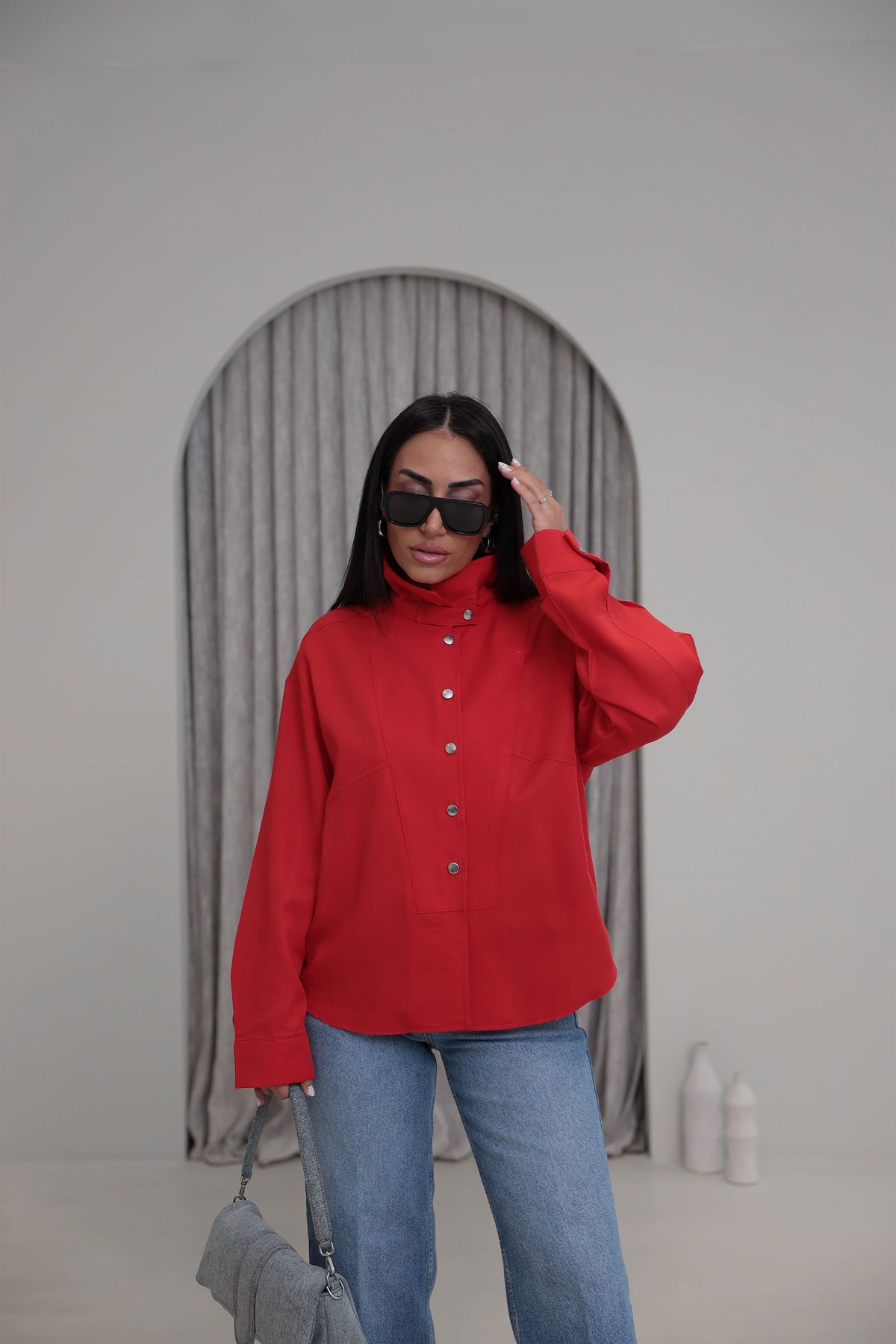 Dik Yaka Önden Çıtçıtlı Gömlek KIRMIZI