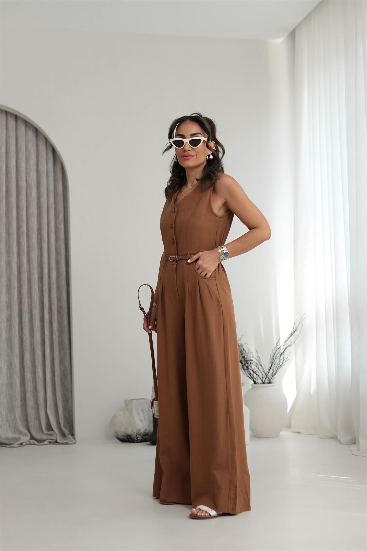 0022 Sıfır Kol Kemerli Keten Tulum TABA