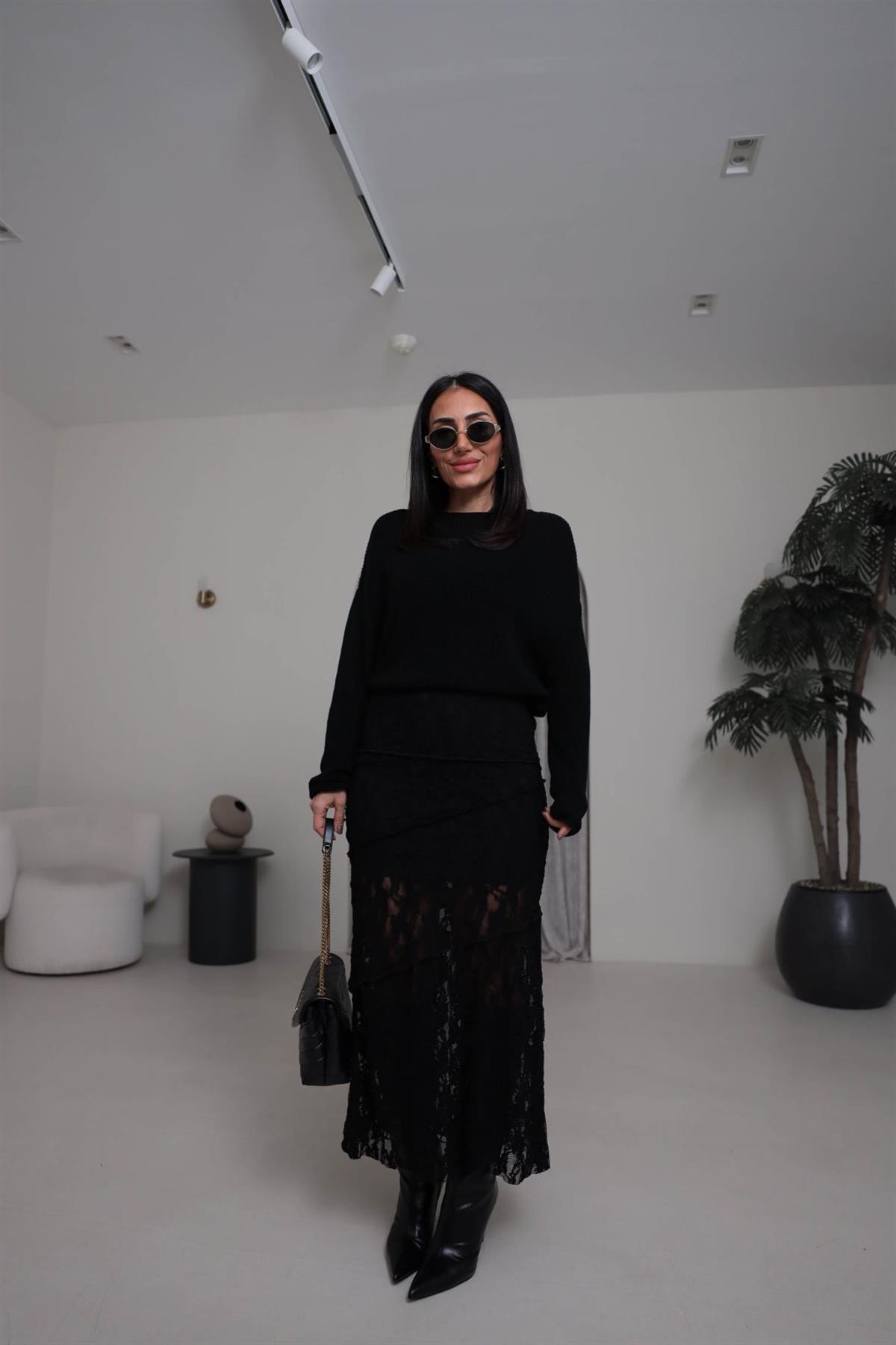 8818 Astarlı Dikiş Detaylı Dantel Etek SİYAH