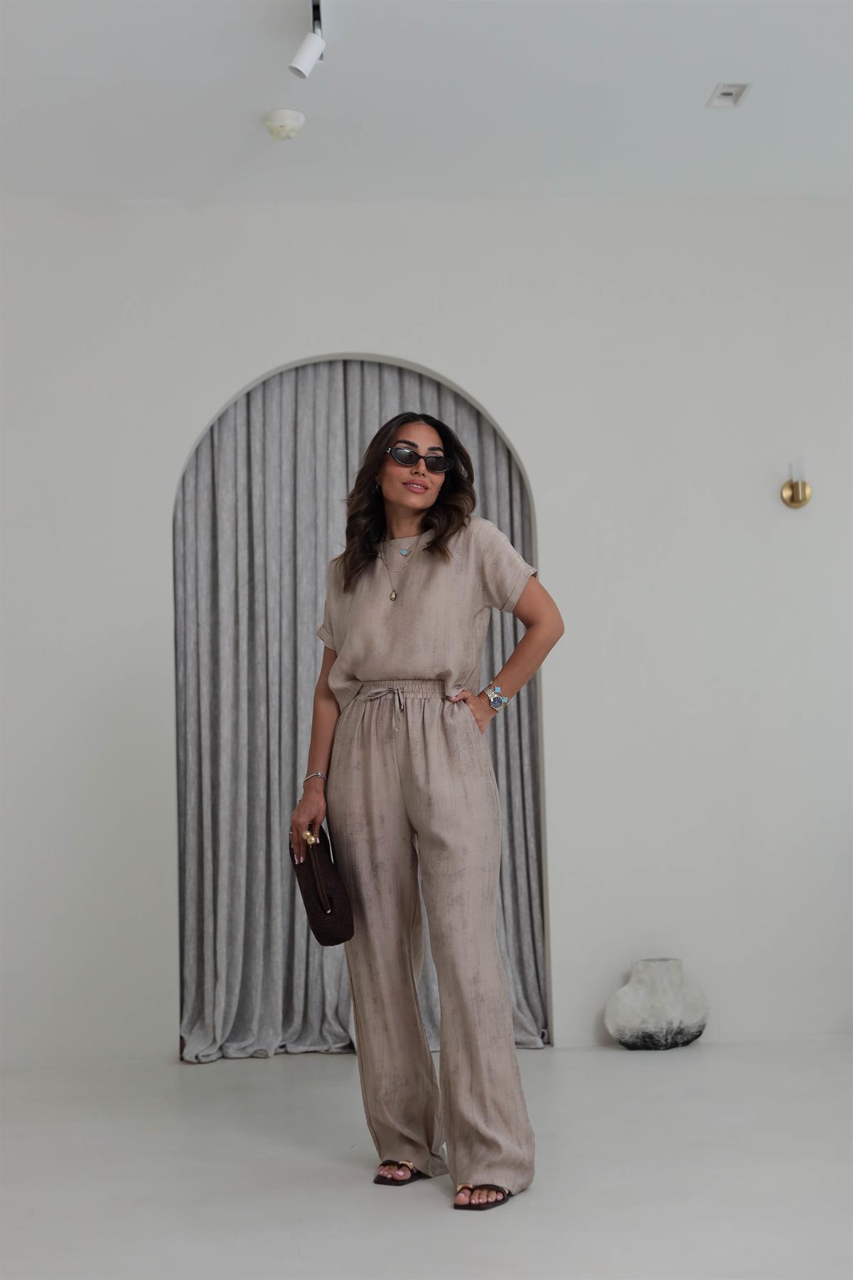 0450 Düşük Omuz Bluz Ve Geniş Paça Pantolon Takım VİZON