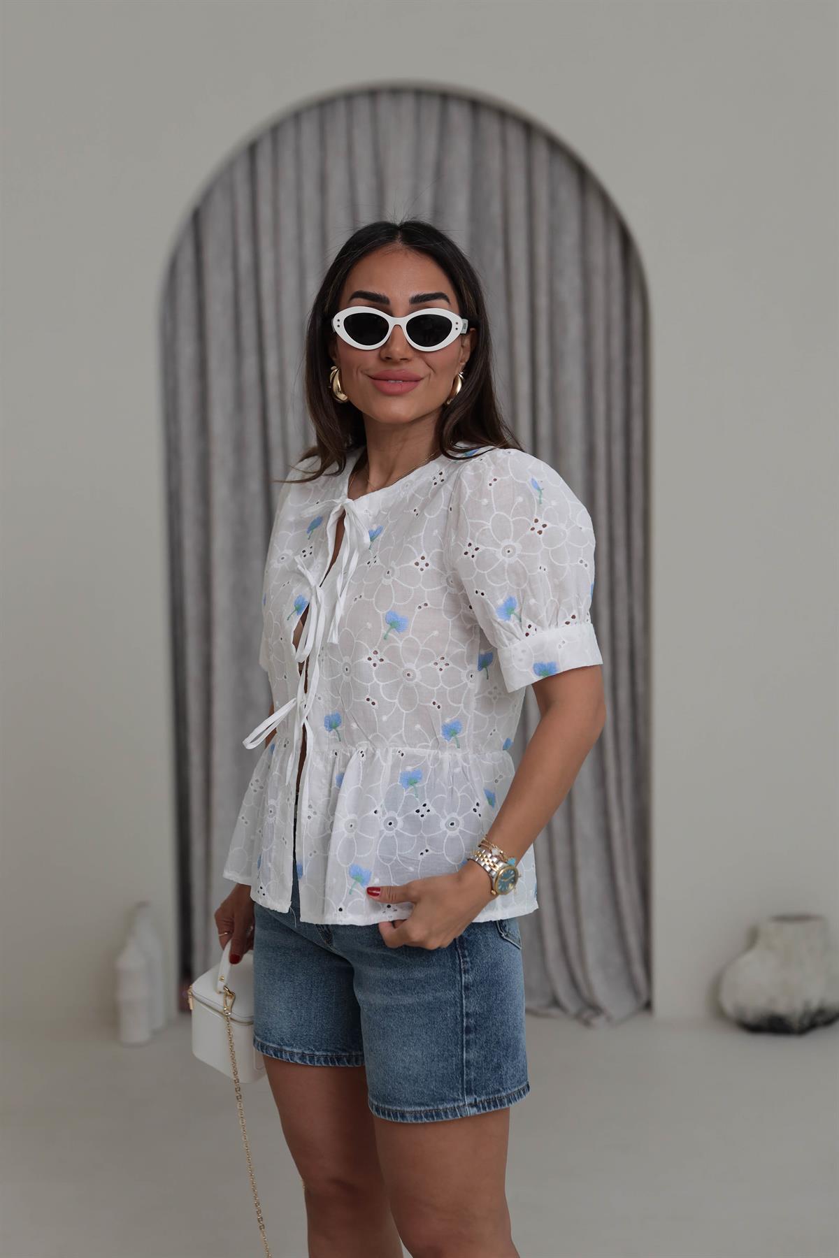 8748 Önden Bağlamalı Çiçek Nakışlı Fisto Bluz MAVİ