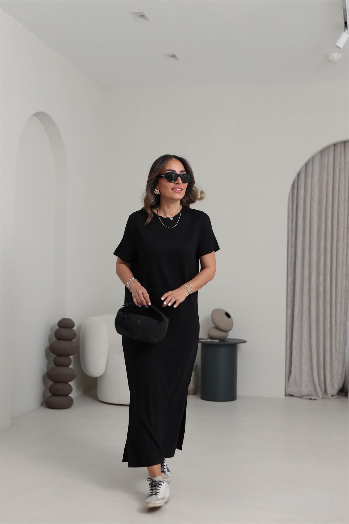 116 Bisiklet Yaka Kısa Kol Yırtmaçlı Modal Elbise SİYAH