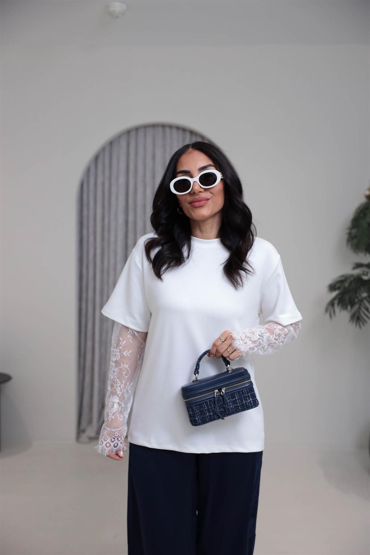 1049 Kolları Dantel Detaylı Modal Tshirt EKRU