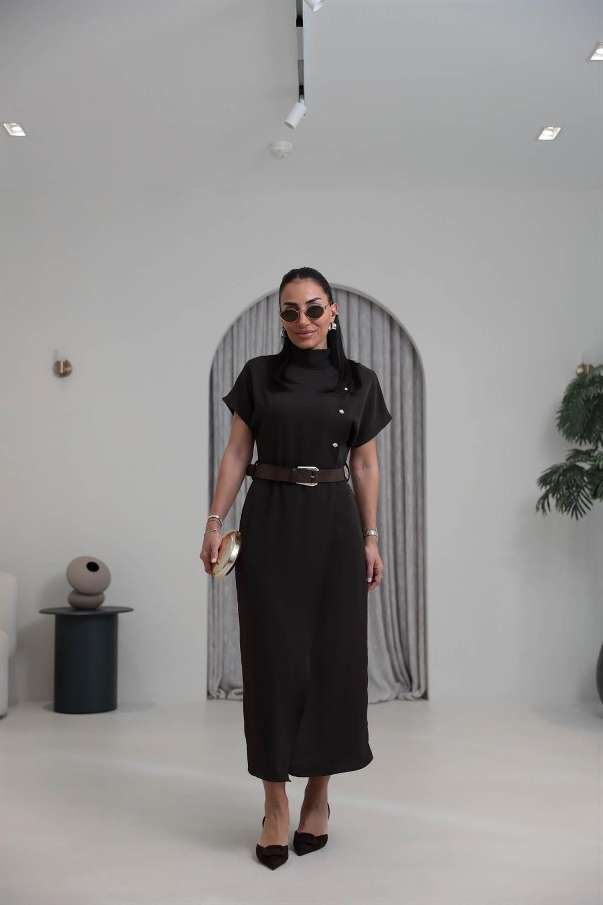 7045 Hakim Yaka Düğme Ve Kemerli Linda Elbise KAHVE