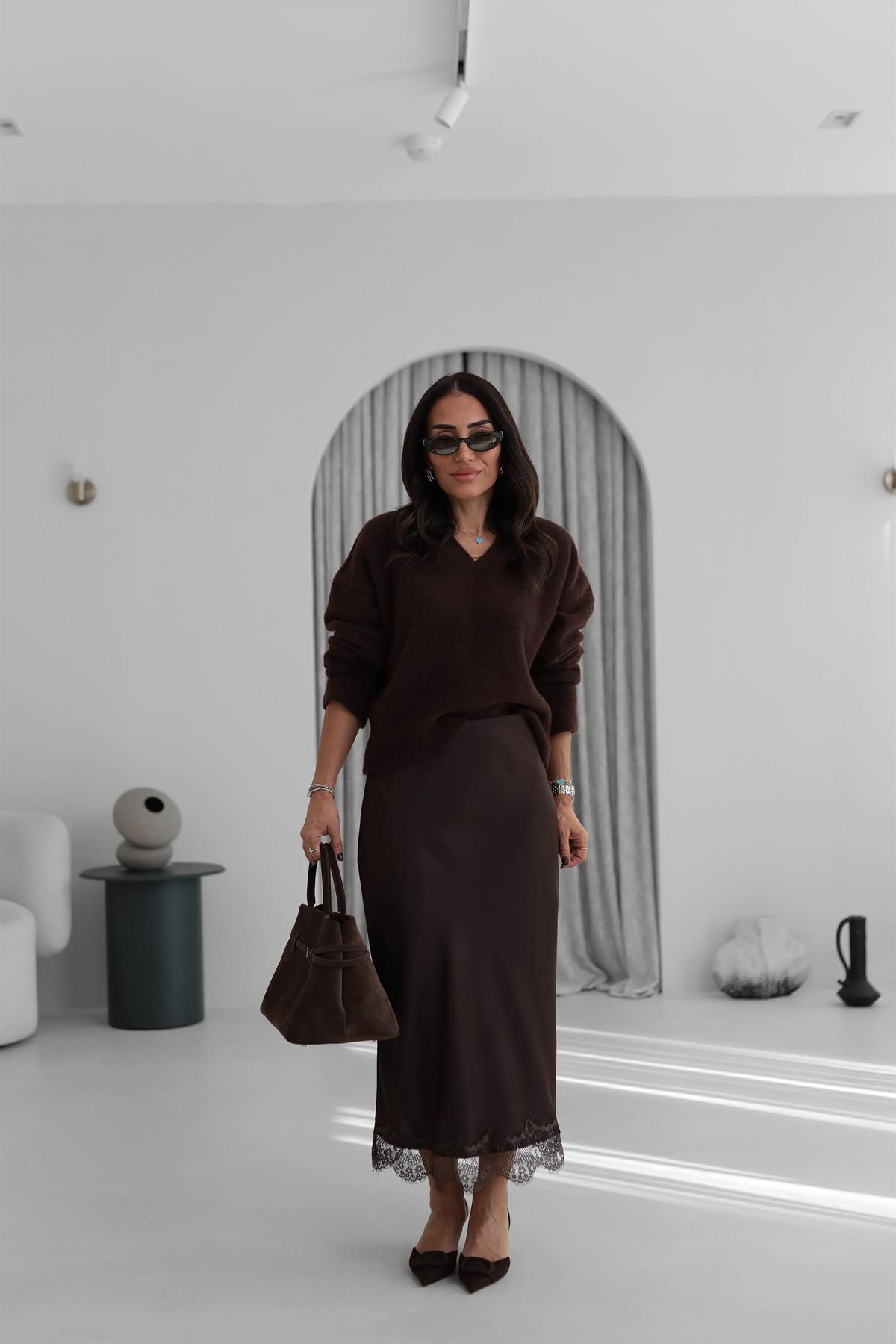 0547 Saten Etek Ucu Dantelli Etek ACI KAHVE