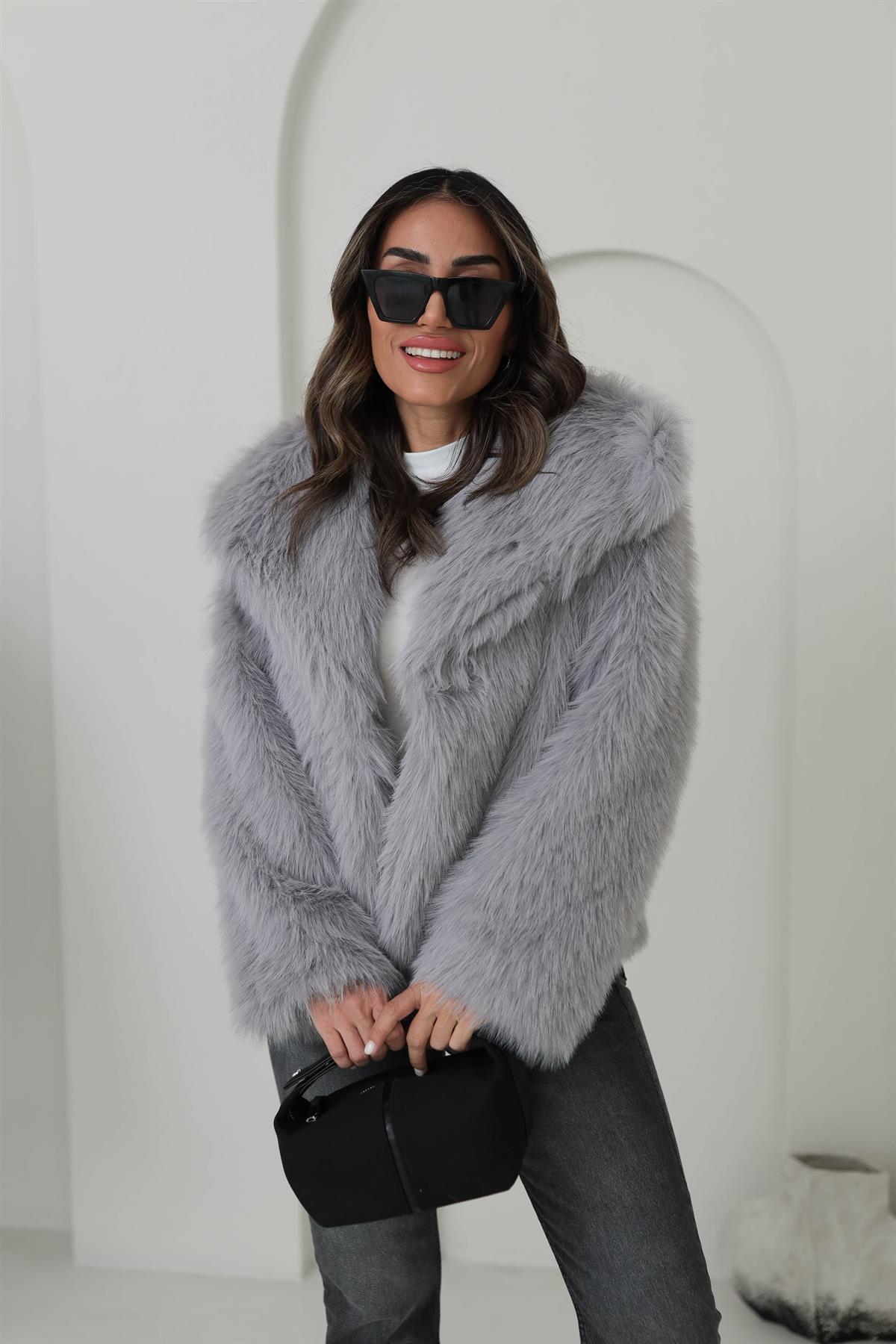 2429 Ara Boy Yakalı Kürk GRİ