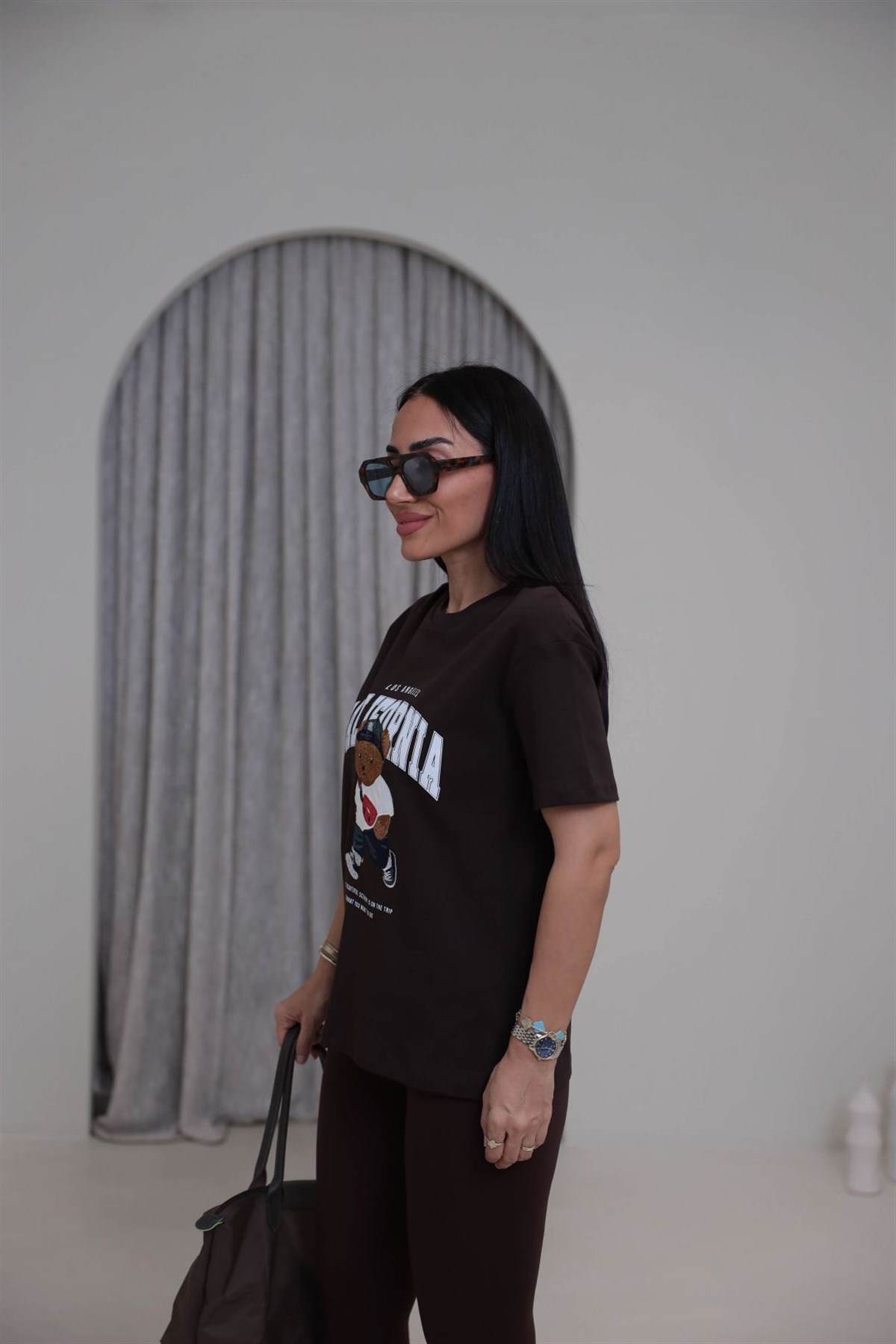 0295 Bisiklet Yaka Tedy Nakışlı Koton Tshirt ACI KAHVE