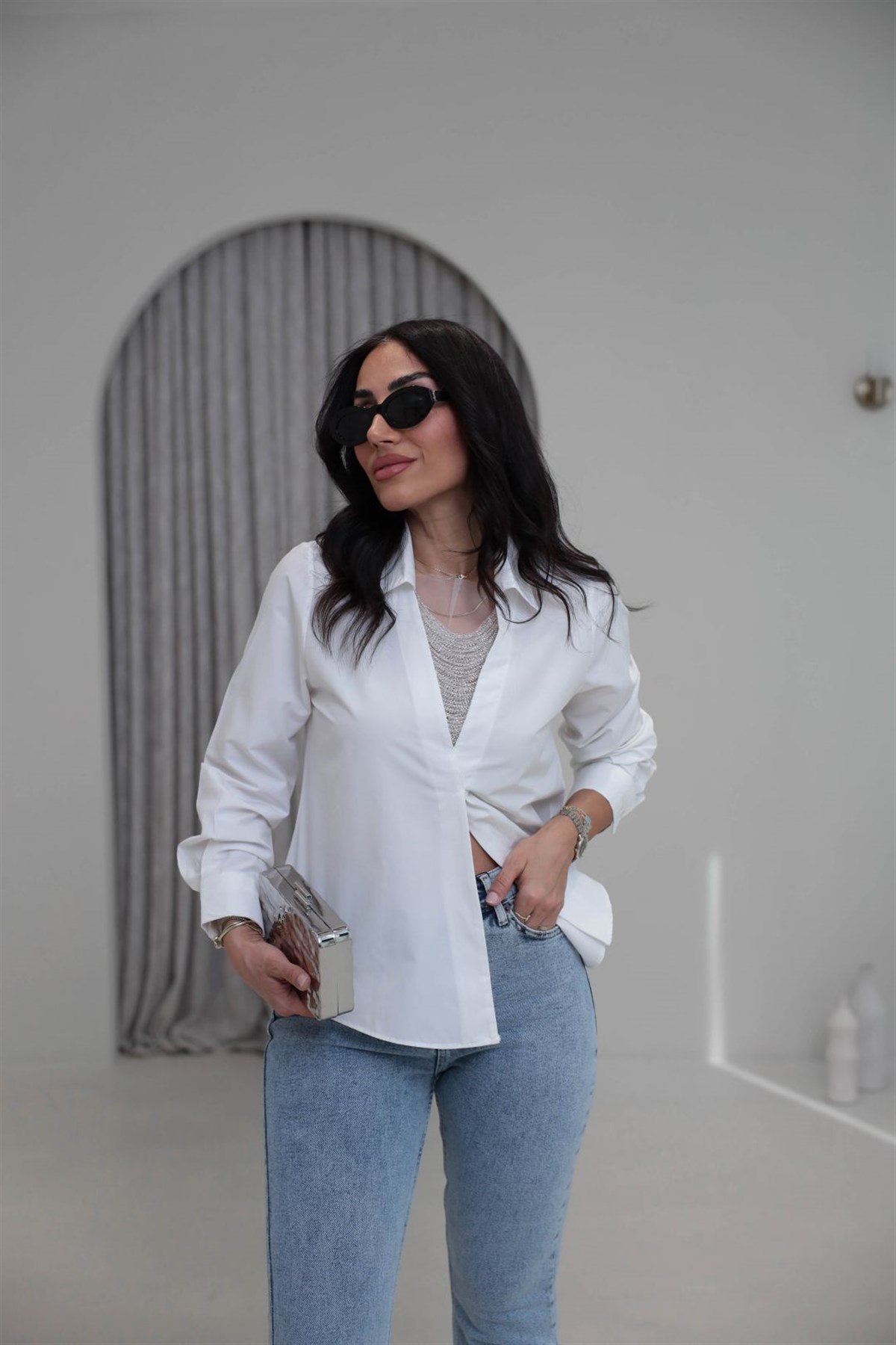 5133 Poplin Kumaş Önü Taş Detaylı Gömlek Bluz EKRU