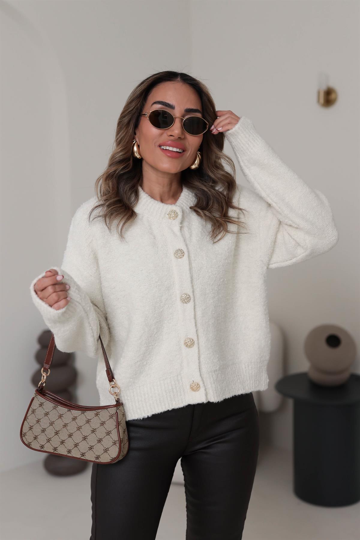 60276 V Yaka Düğmeli Buklet Triko Hırka EKRU