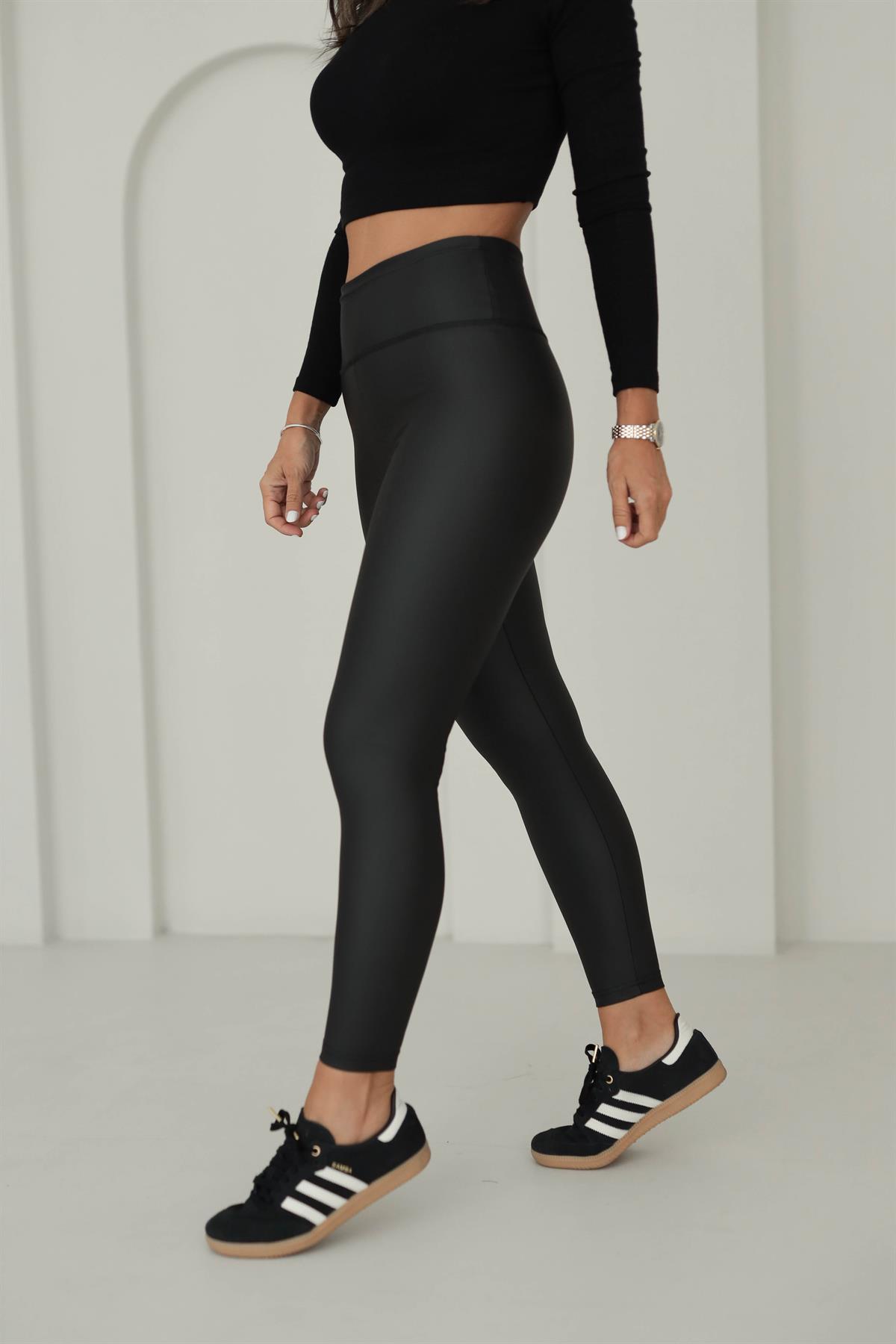 1740 Efsane Mat Deri Tayt