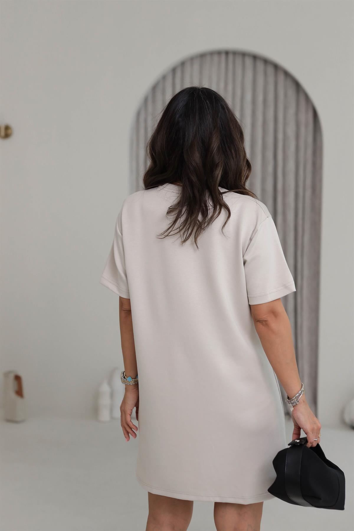 1570 Baskılı Modal Kumaş Rahat Kalıp Elbise BEJ