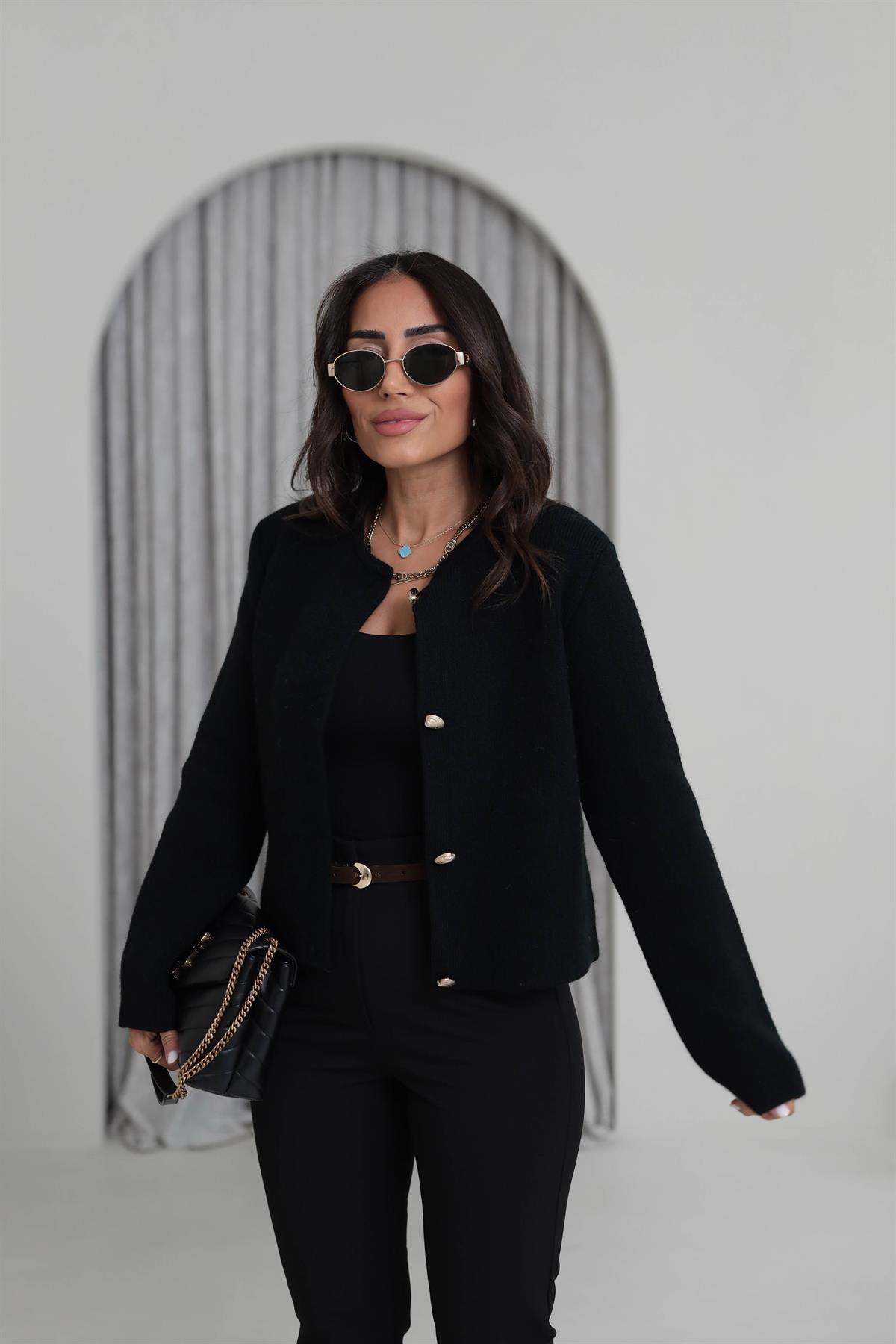 0006 Gold Düğme Detaylı Kalın Doku Hırka SİYAH