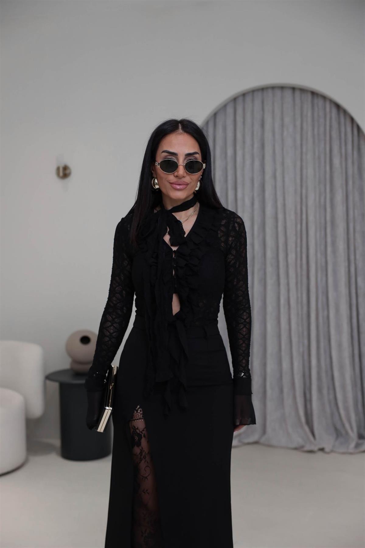 1798 Şifon Garnili Fırfırlı Dantel Bluz SİYAH