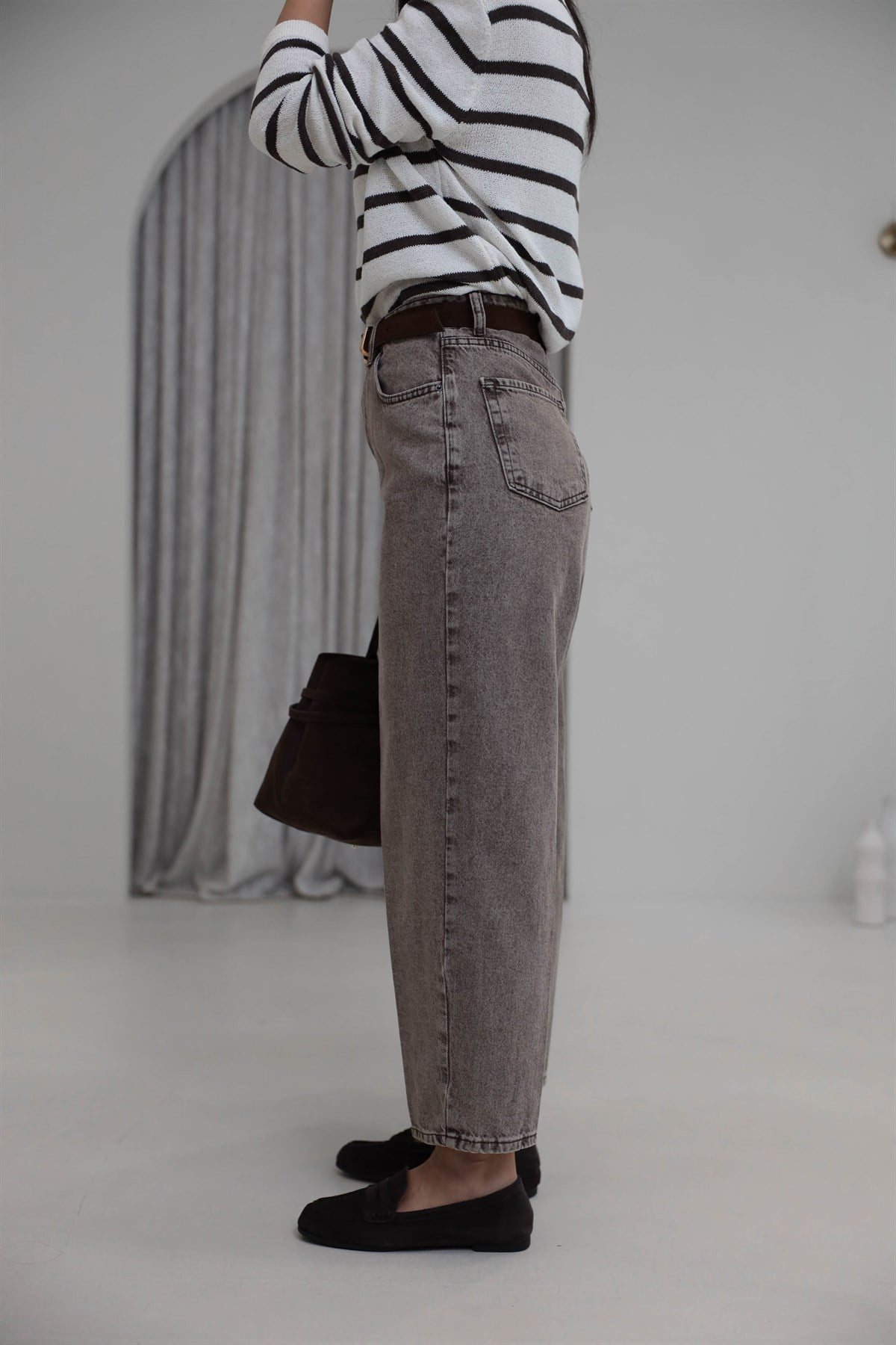 3010 Süet Kemerli Mom Jean YIKAMALI KAHVE