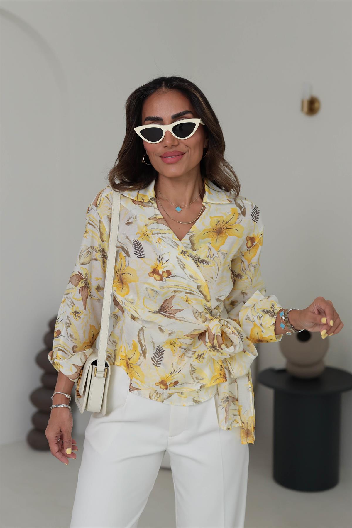 8553 Kruvaze Bağlamalı Desenli Gömlek Bluz SARI