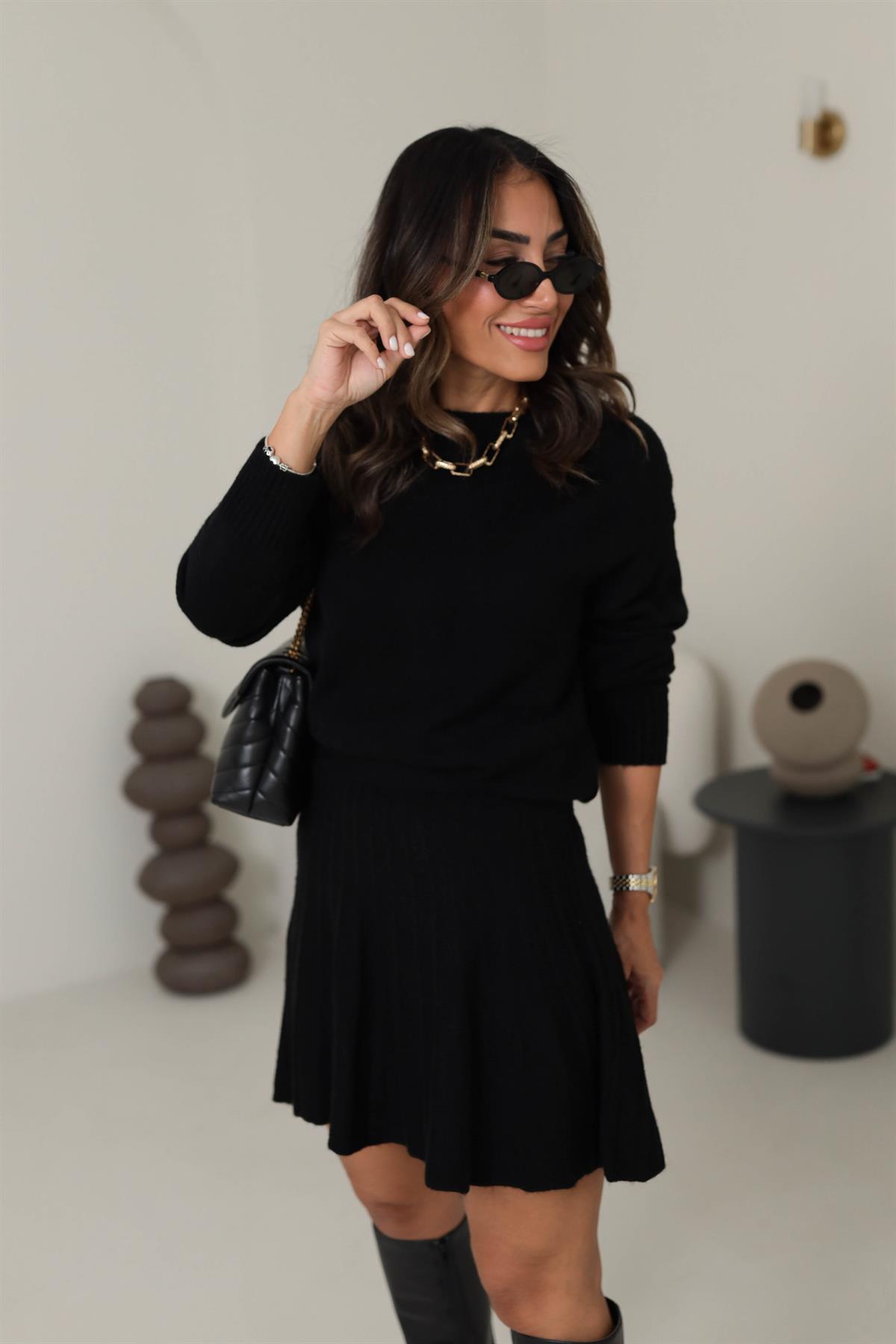 5157 Bisiklet Yaka Kazaklı Etekli Takım SİYAH