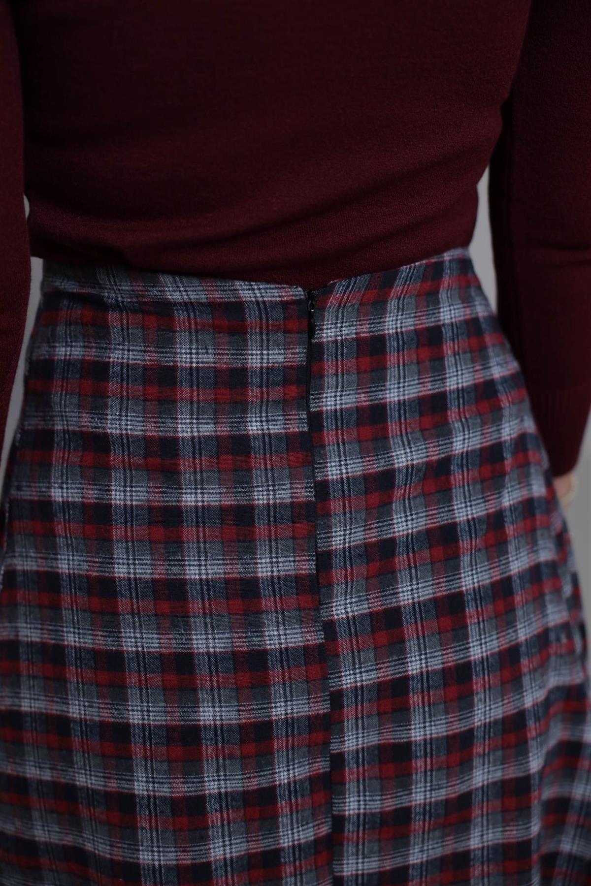 0377 Asimetrik Ekose Etek KIRMIZI