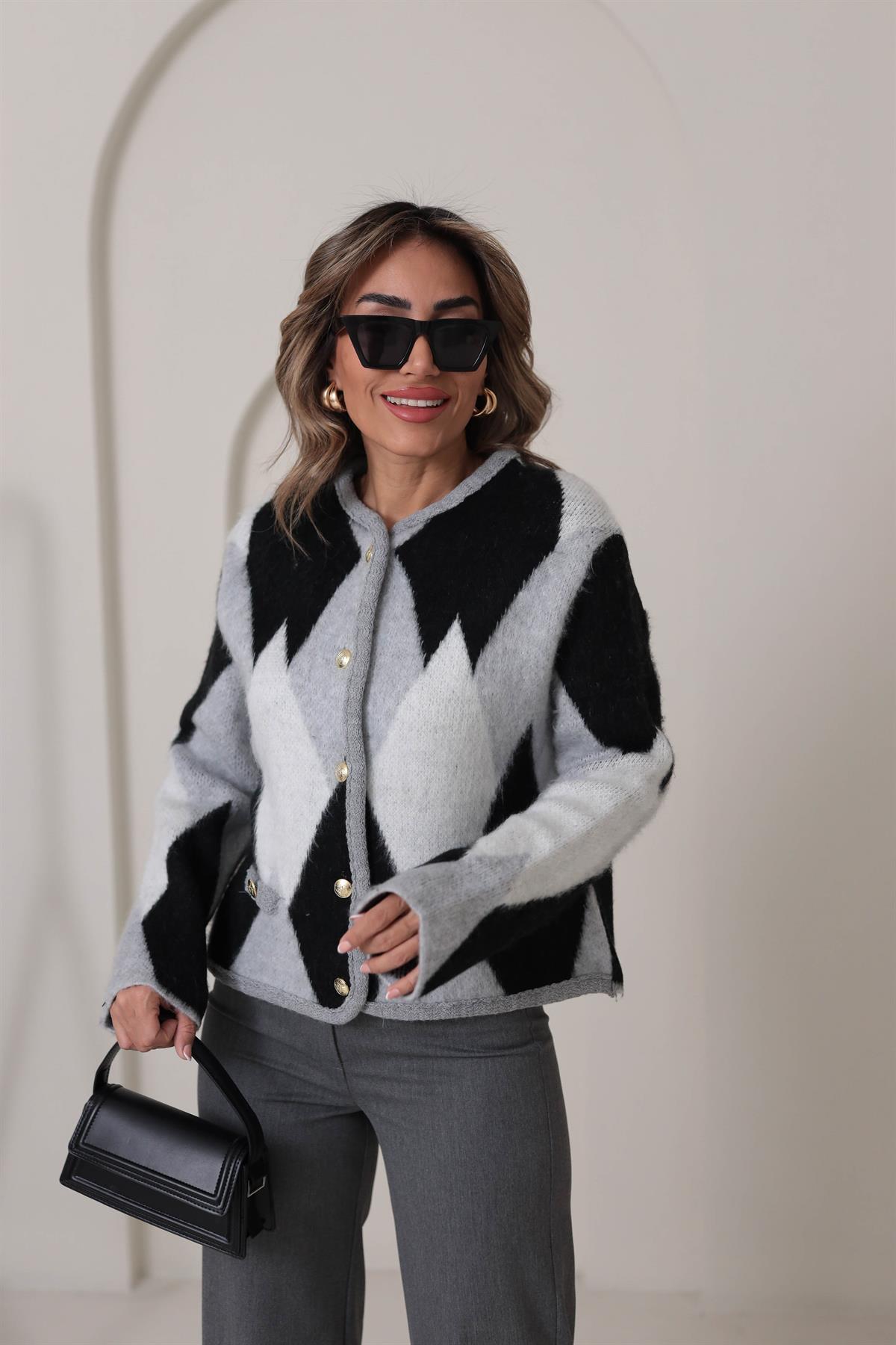 0123 Gold Düğmeli Baklava Desen Yün Hırka SİYAH-GRİ