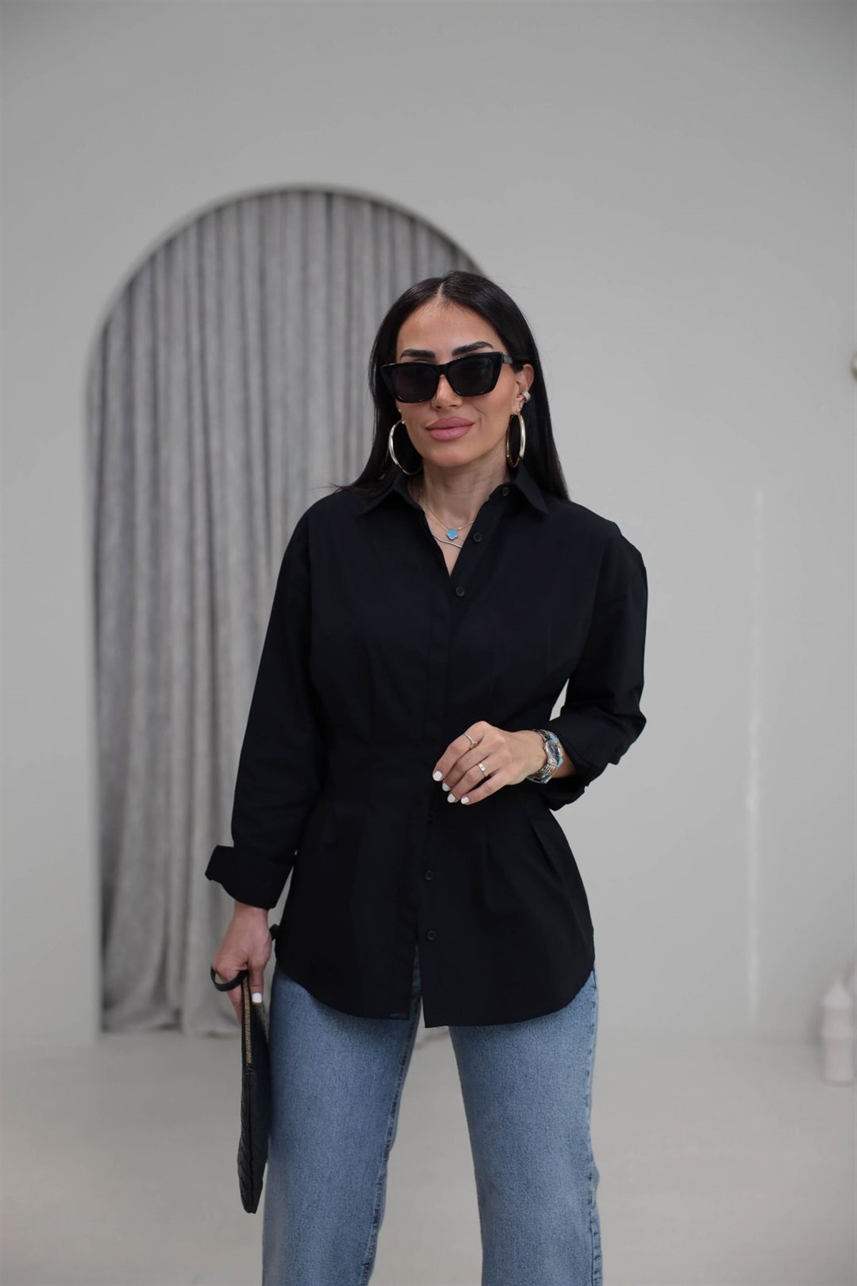 3013 Belden Oturtmalı Poplin Gömlek SİYAH