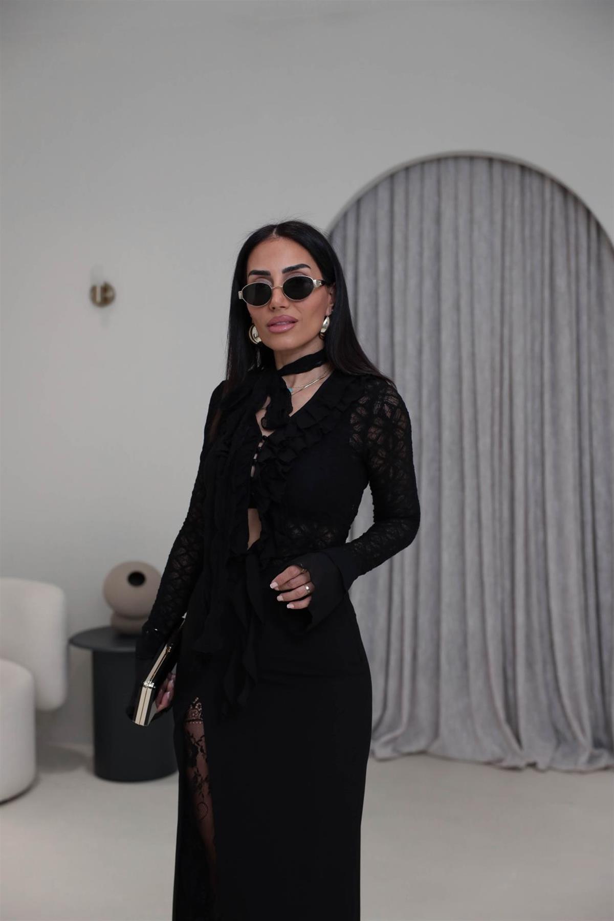 1798 Şifon Garnili Fırfırlı Dantel Bluz SİYAH