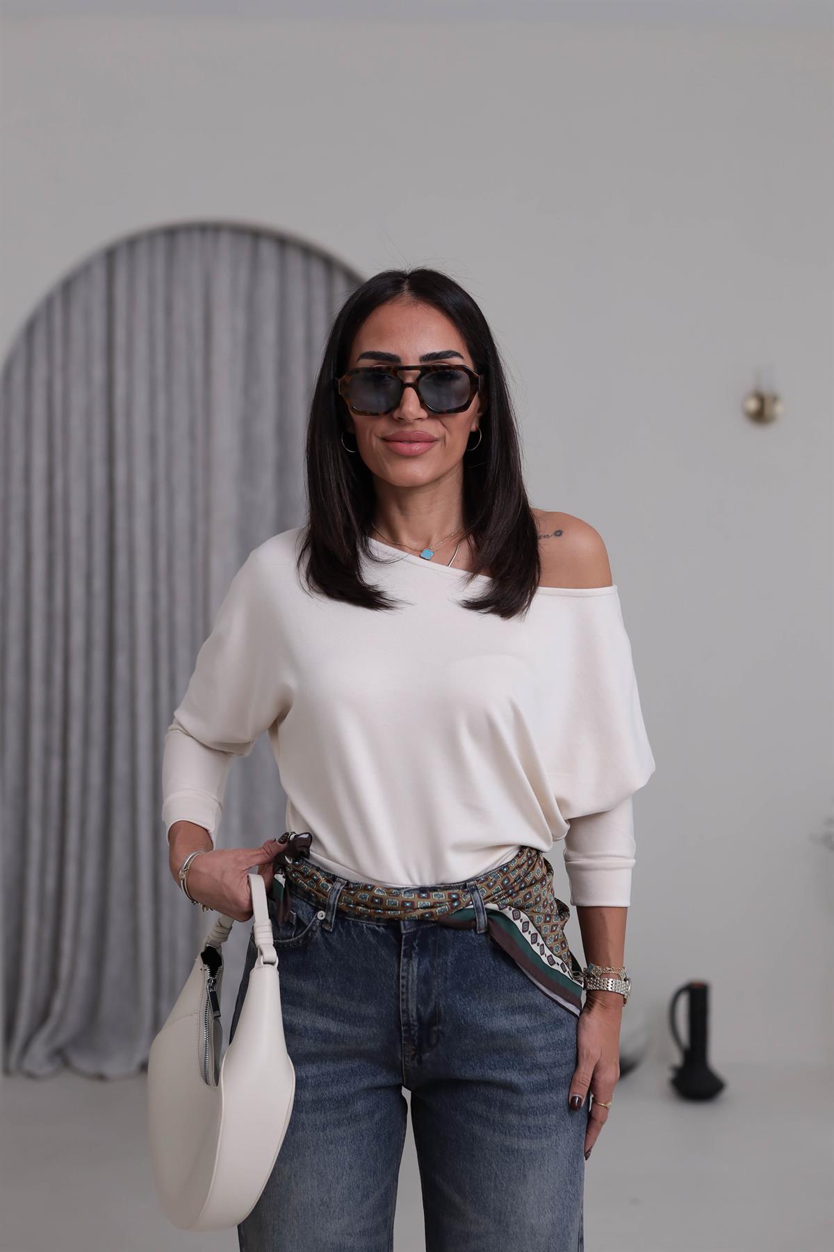 2450 Düşük Omuzlu Modal Kumaş Bluz BEJ