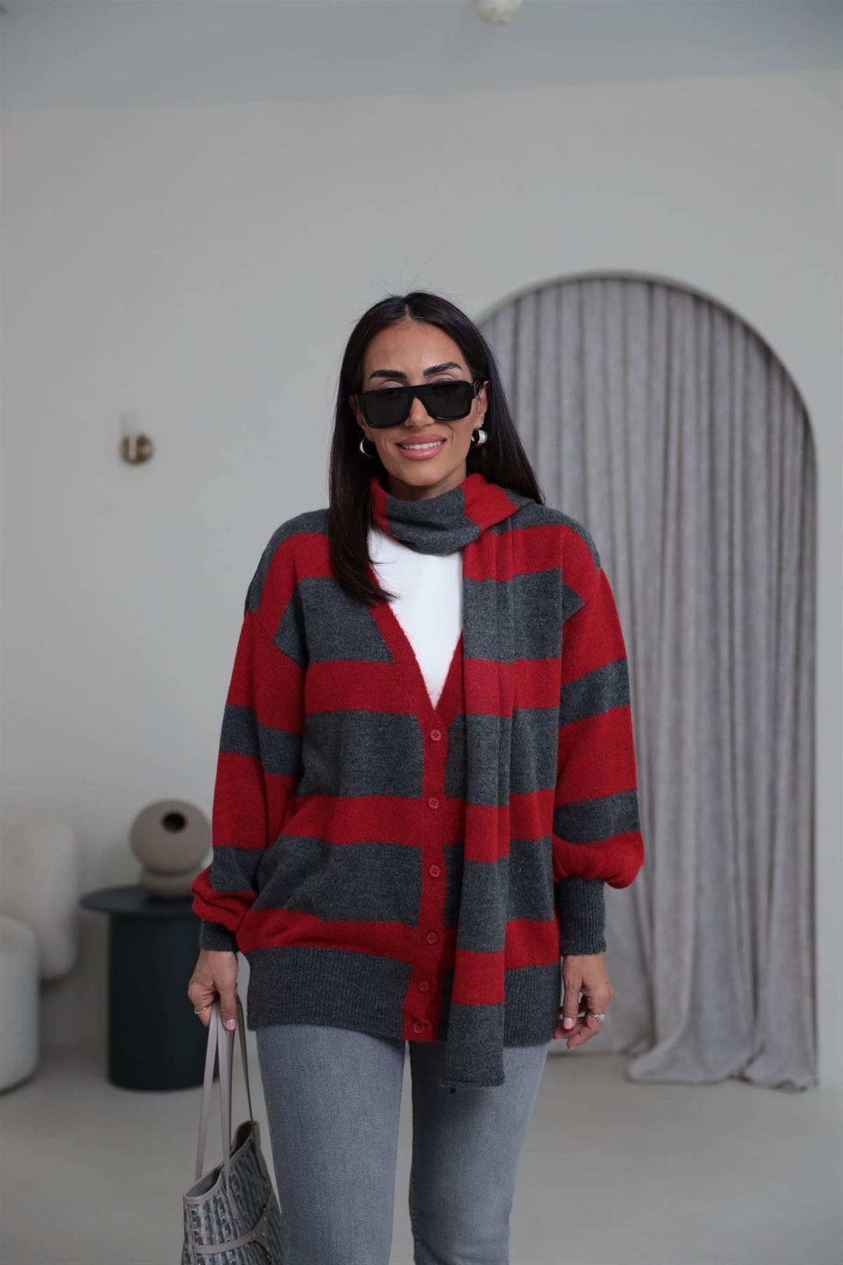 2569 V Yaka Düğmeli Şallı Triko Hırka ANTRASİT