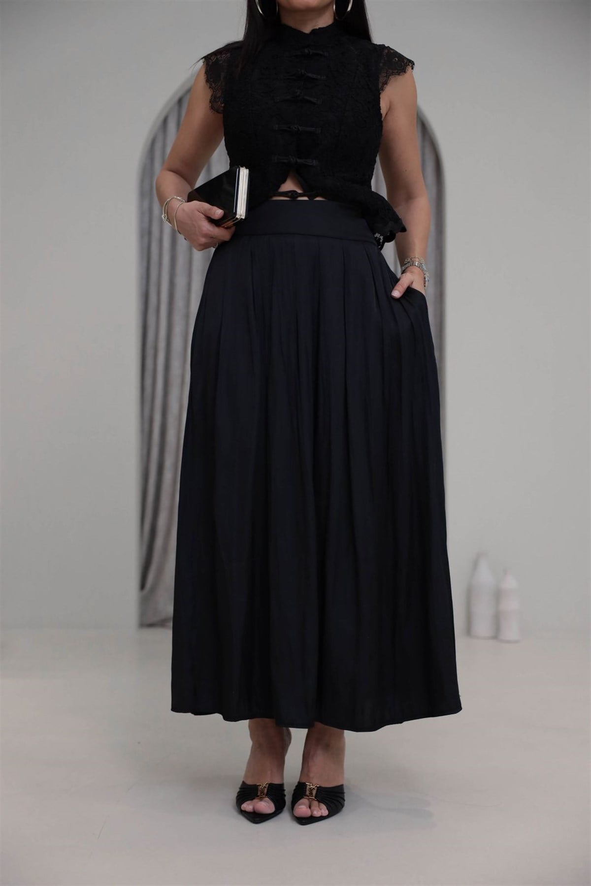 8120 Pileli Maxi Tok Saten Etek SİYAH