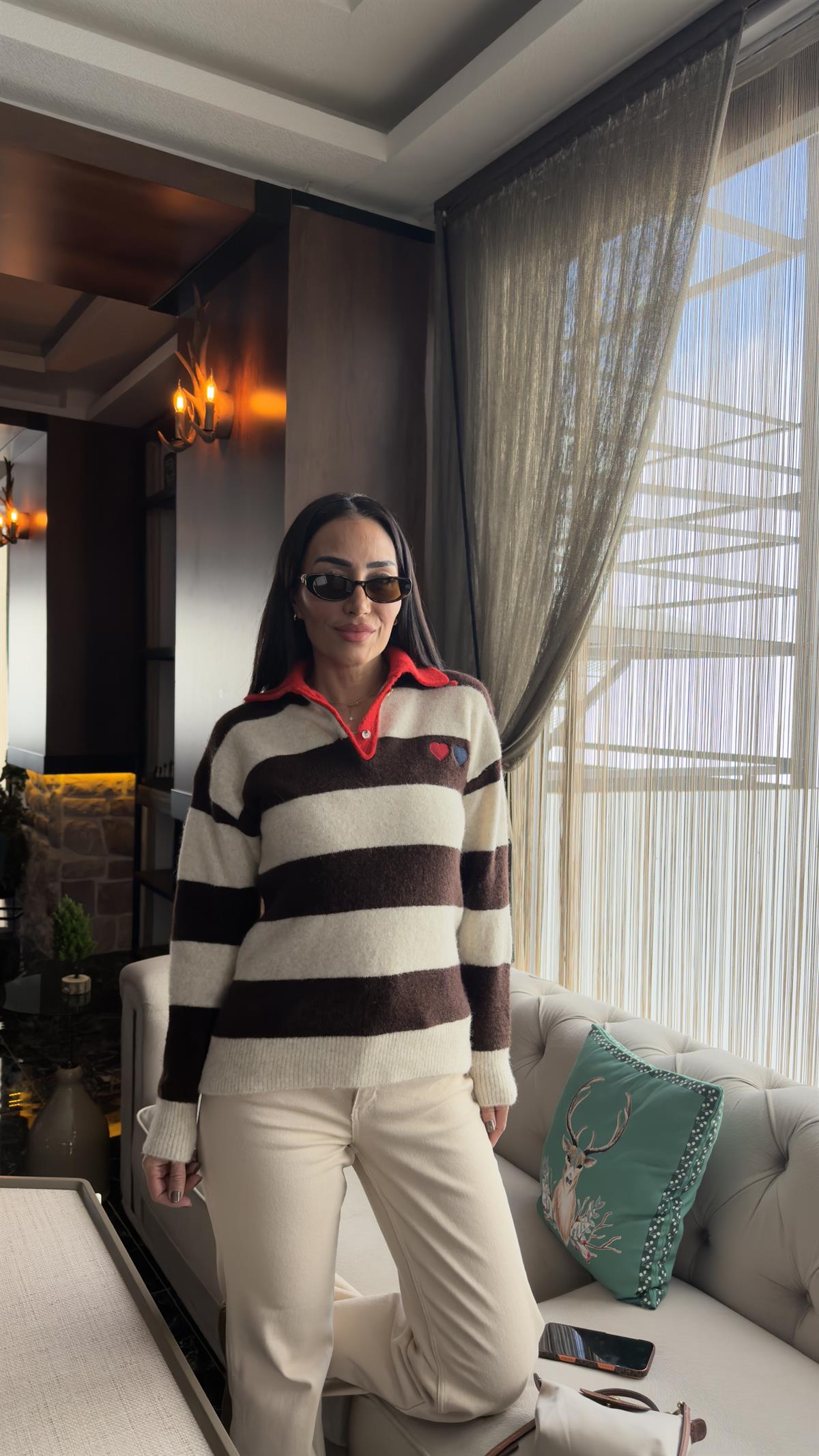 0139 Polo Yaka Düğmeli  Kalp Baskılı Triko Kazak ACI KAHVE