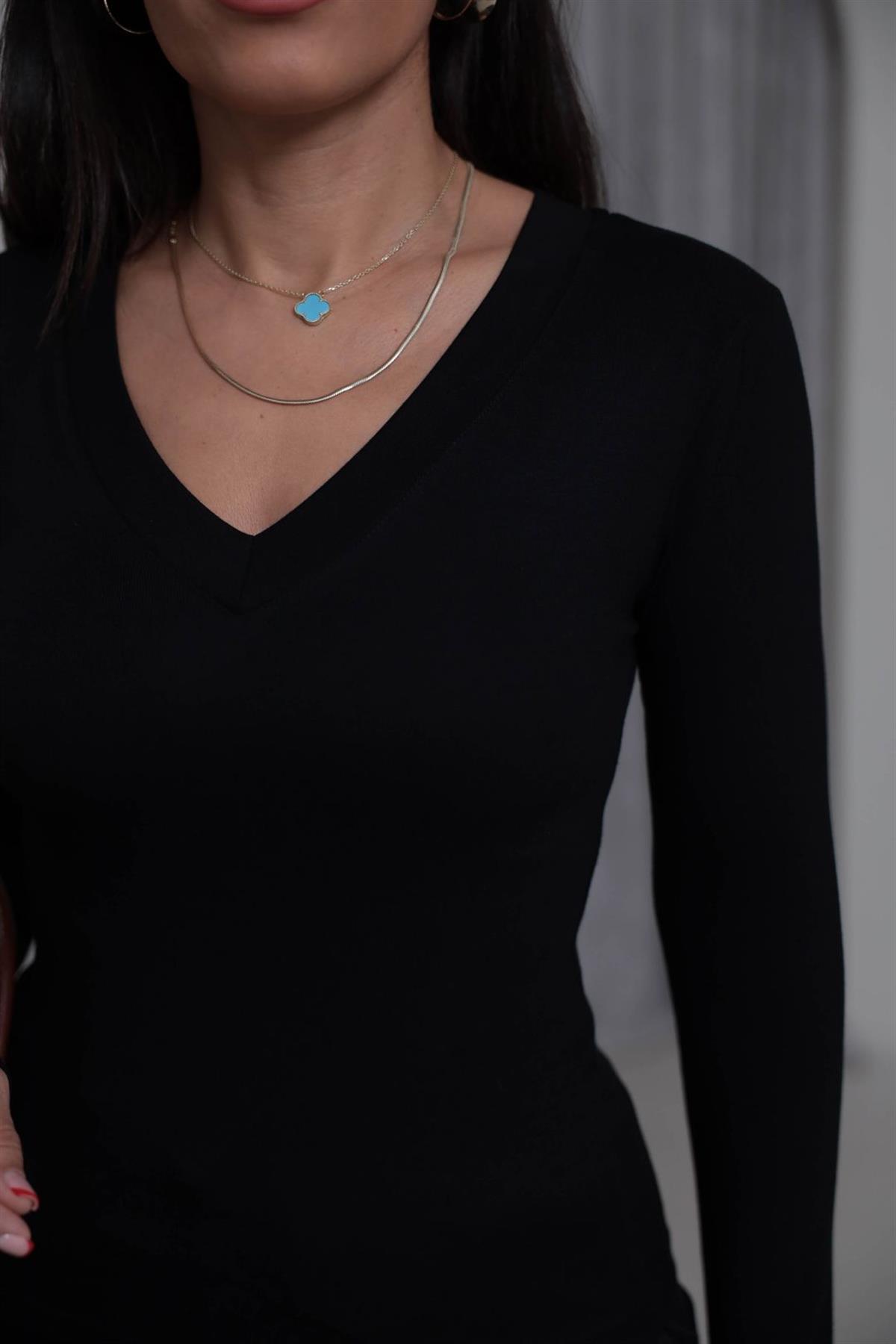 141 V Yaka Body SİYAH