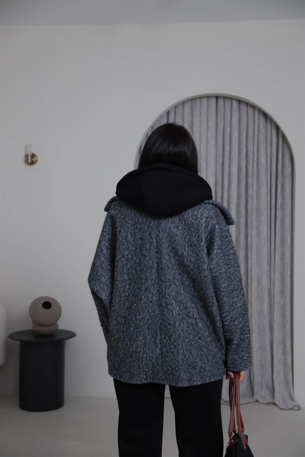 9690 Kapşon Detaylı Buklet Kaban GRİ-SİYAH